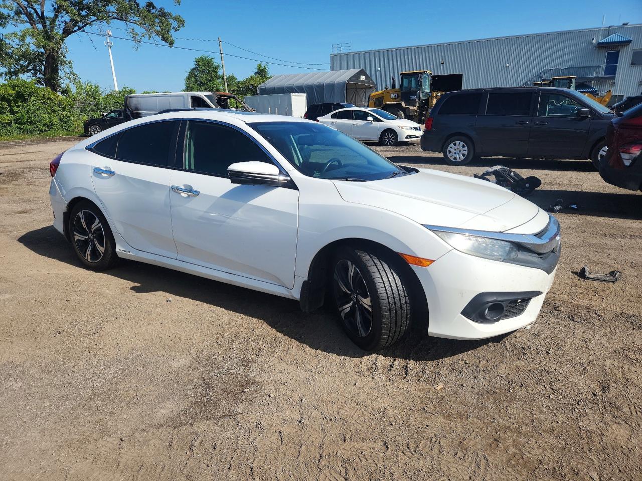 2016 Honda Civic Touring White vin: 2HGFC1F90GH114455