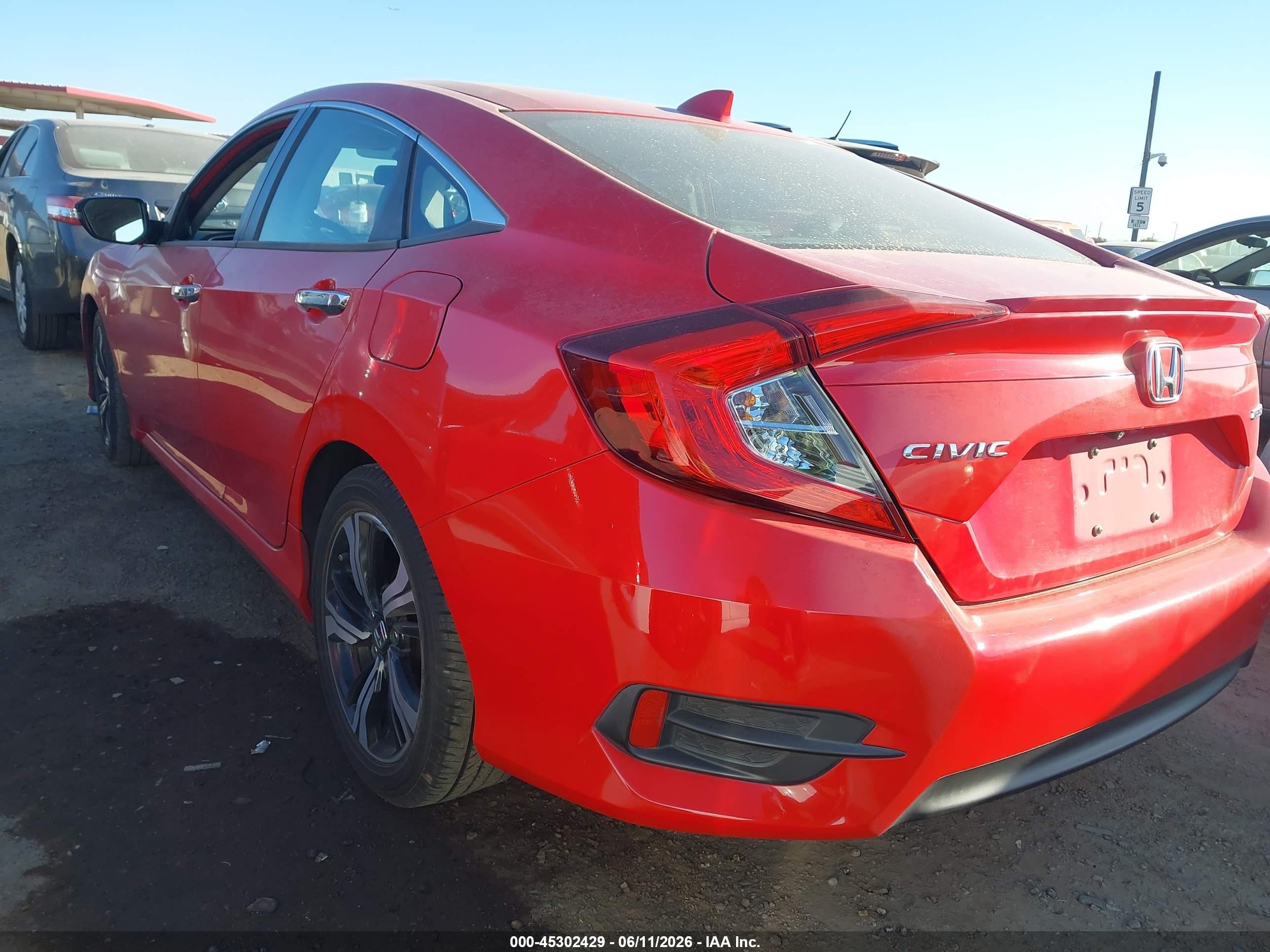 2016 Honda Civic Touring Red vin: 2HGFC1F92GH636262