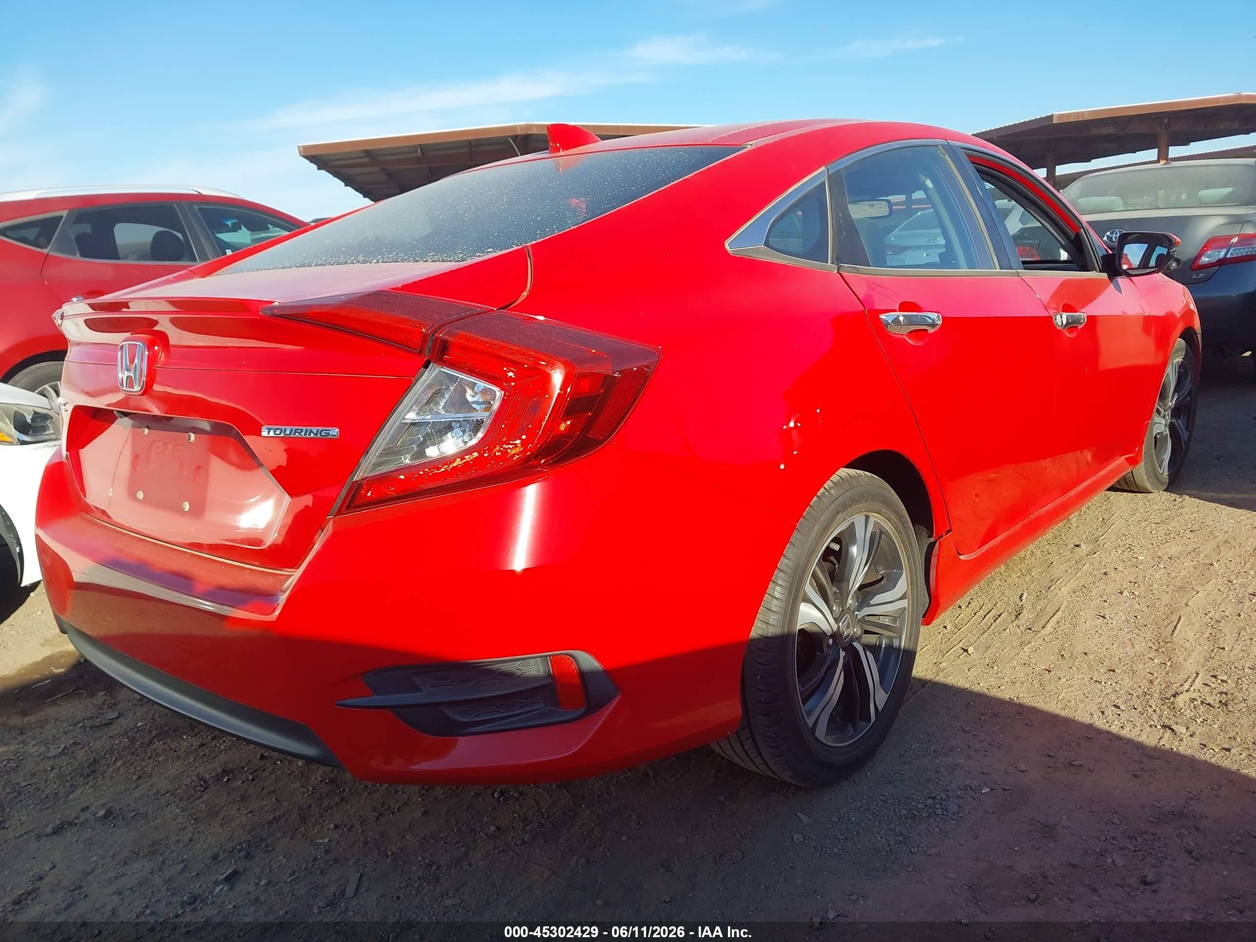 2016 Honda Civic Touring Red vin: 2HGFC1F92GH636262