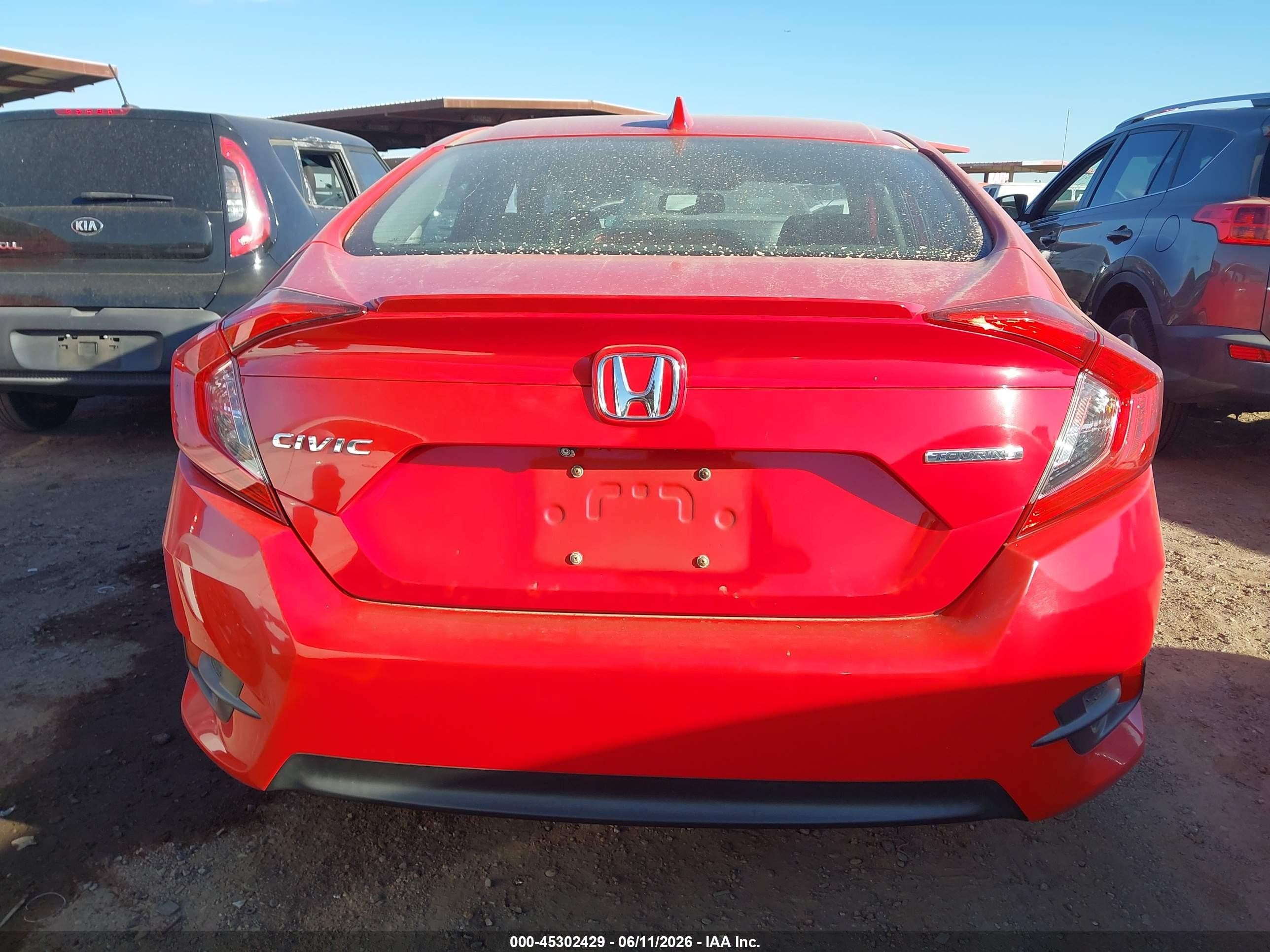 2016 Honda Civic Touring Red vin: 2HGFC1F92GH636262