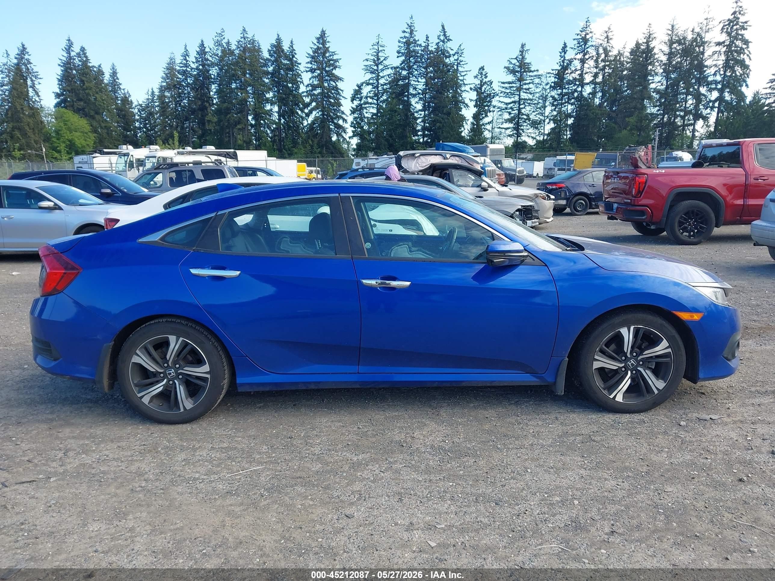 2017 Honda Civic Touring Blue vin: 2HGFC1F94HH654313