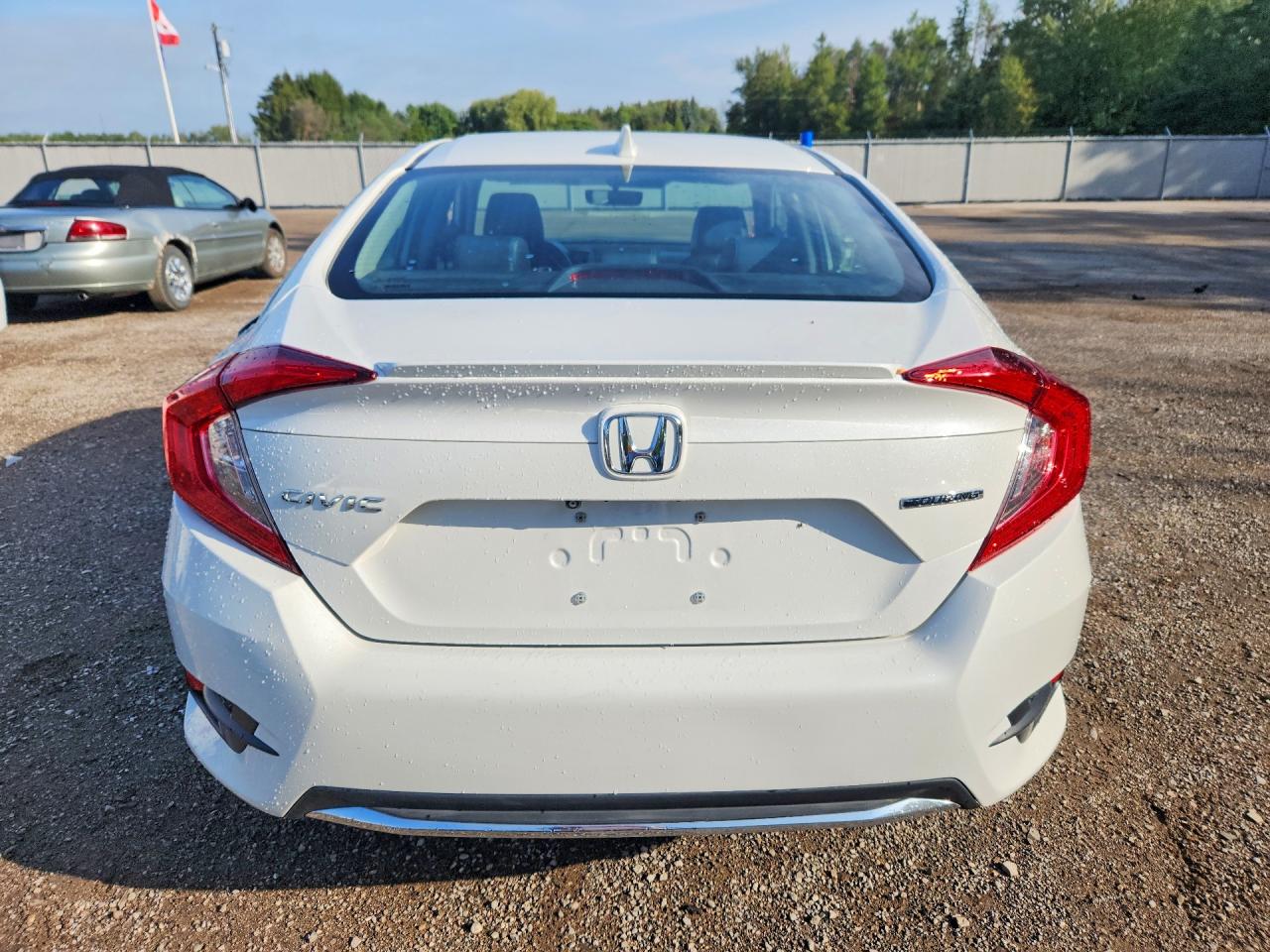 2019 Honda Civic Touring White vin: 2HGFC1F97KH101937