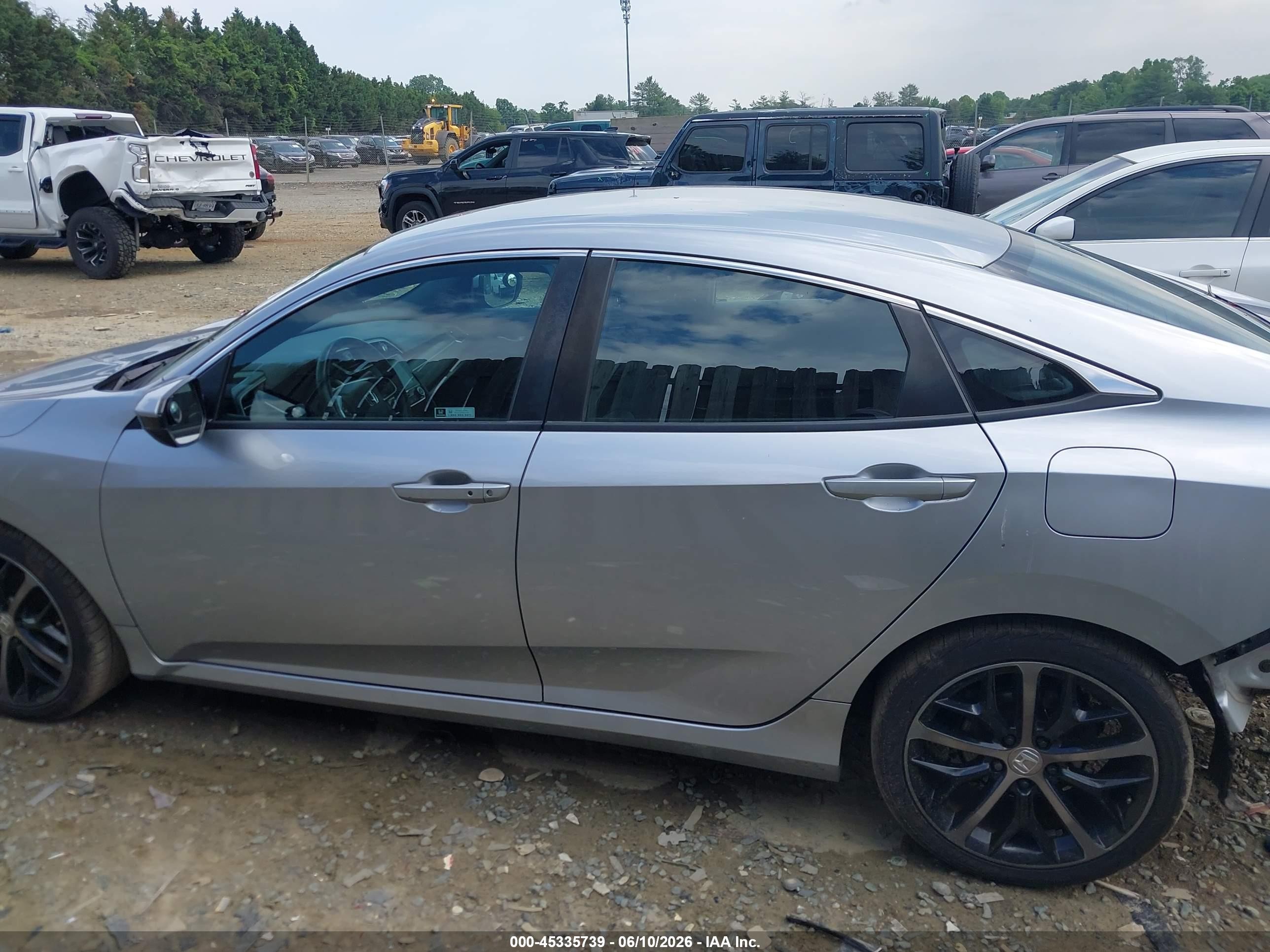 2020 Honda Civic Sport Silver vin: 2HGFC2E84LH598638