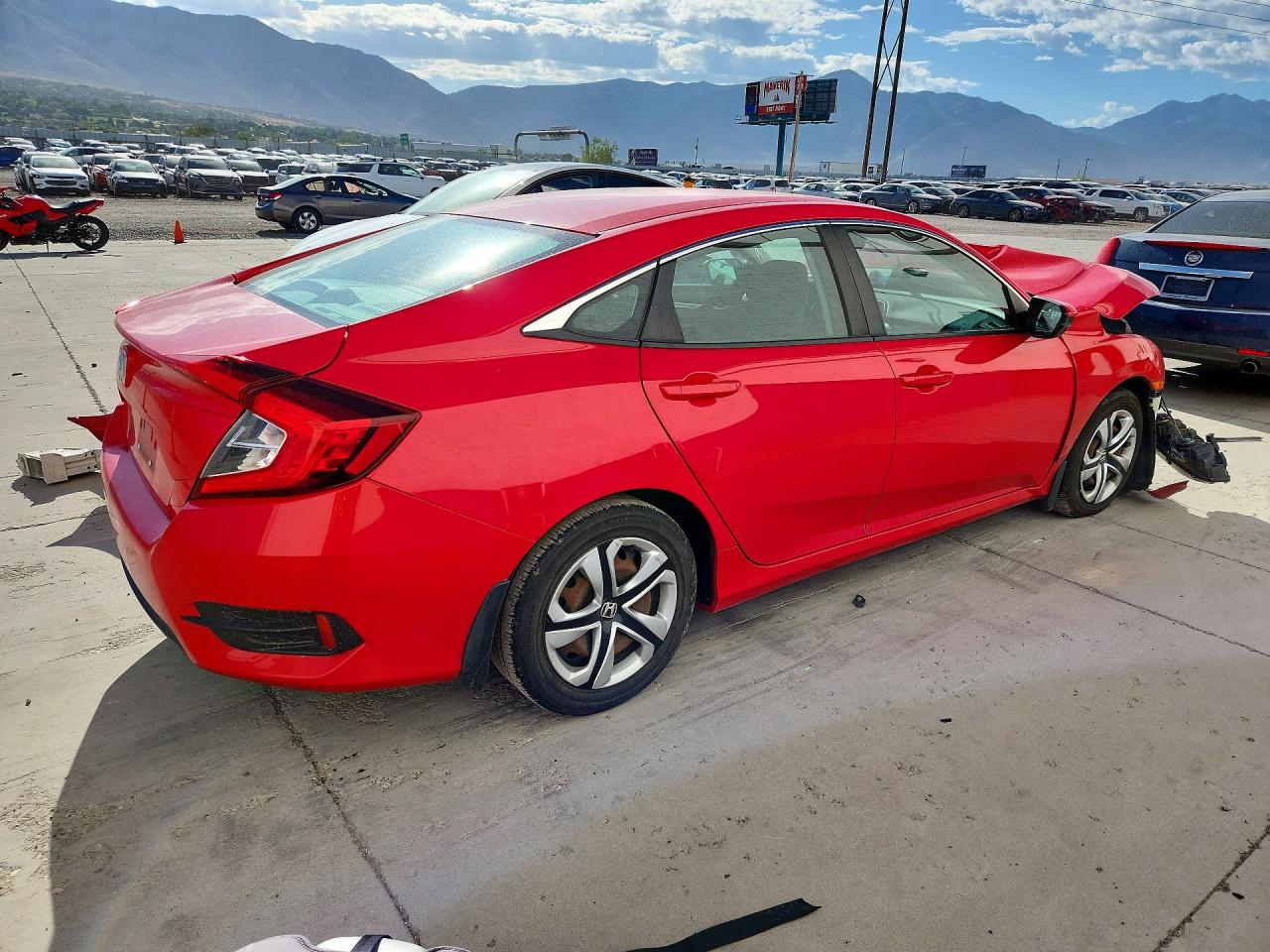 2016 Honda Civic Lx Red vin: 2HGFC2F50GH519332