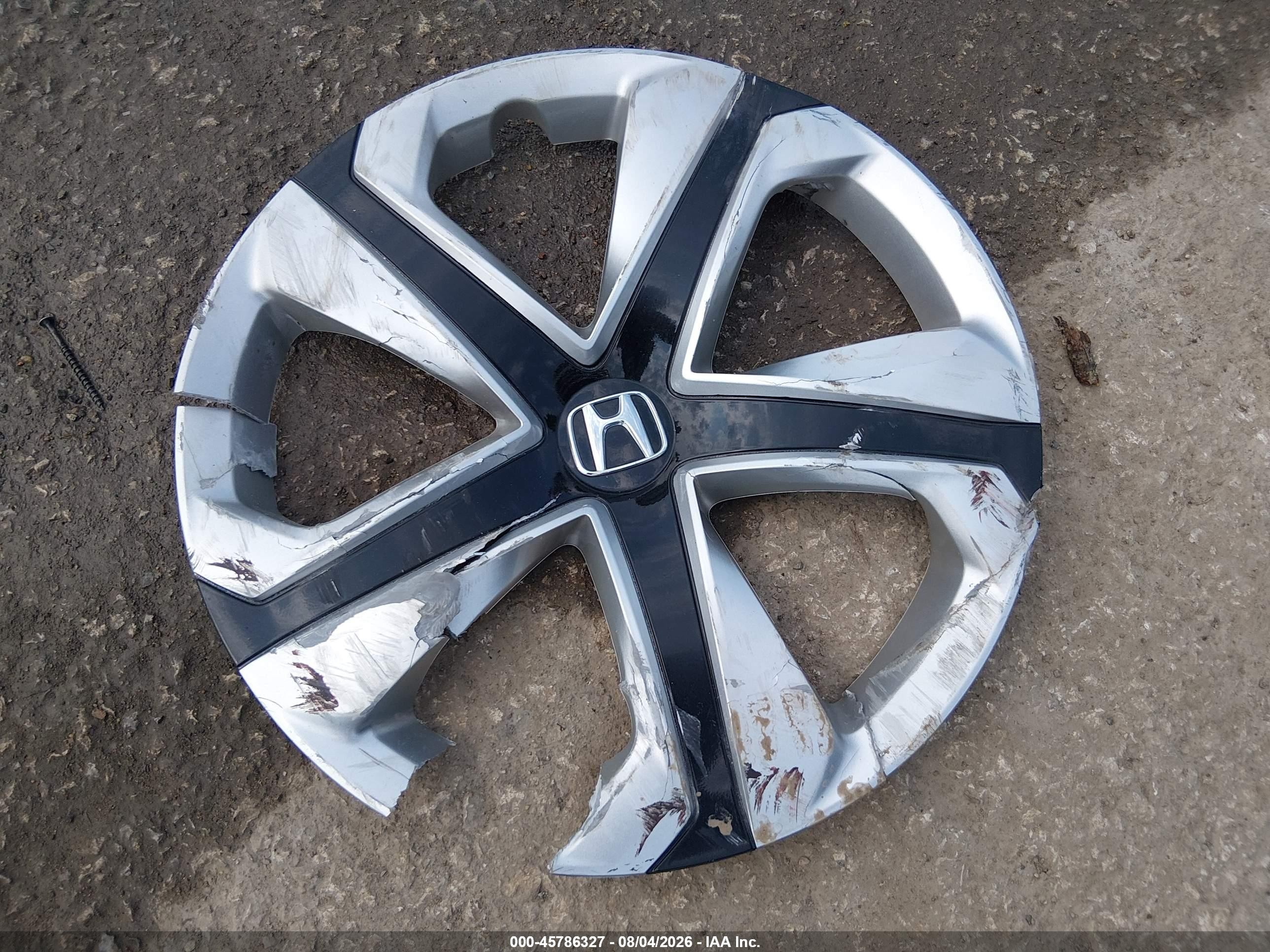 2018 Honda Civic Lx Silver vin: 2HGFC2F50JH557571