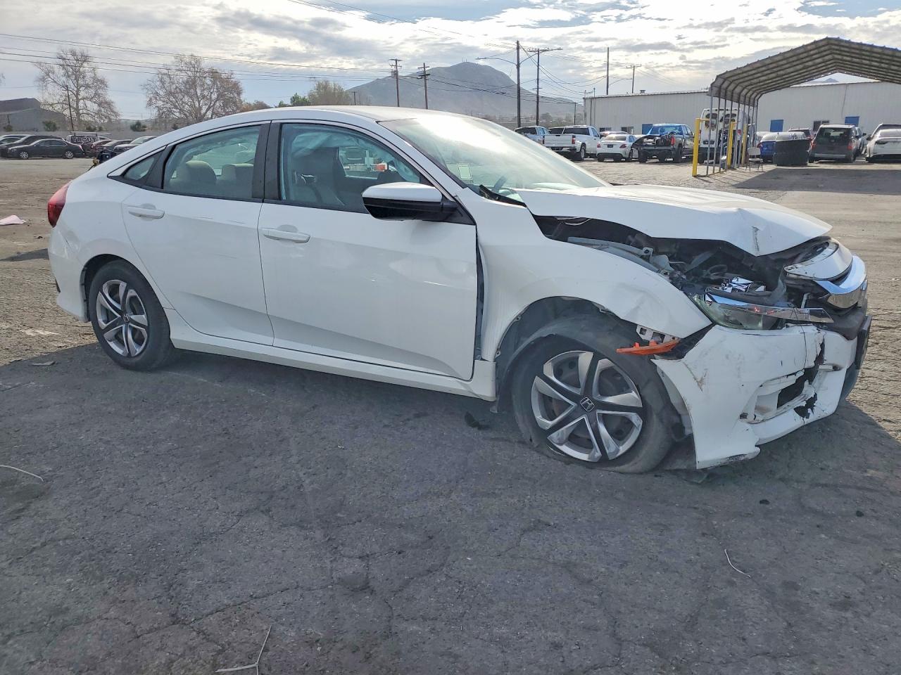 2018 Honda Civic Lx White vin: 2HGFC2F50JH597309