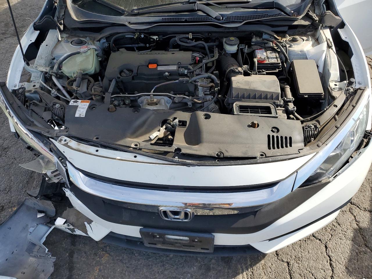 2018 Honda Civic Lx White vin: 2HGFC2F50JH597309