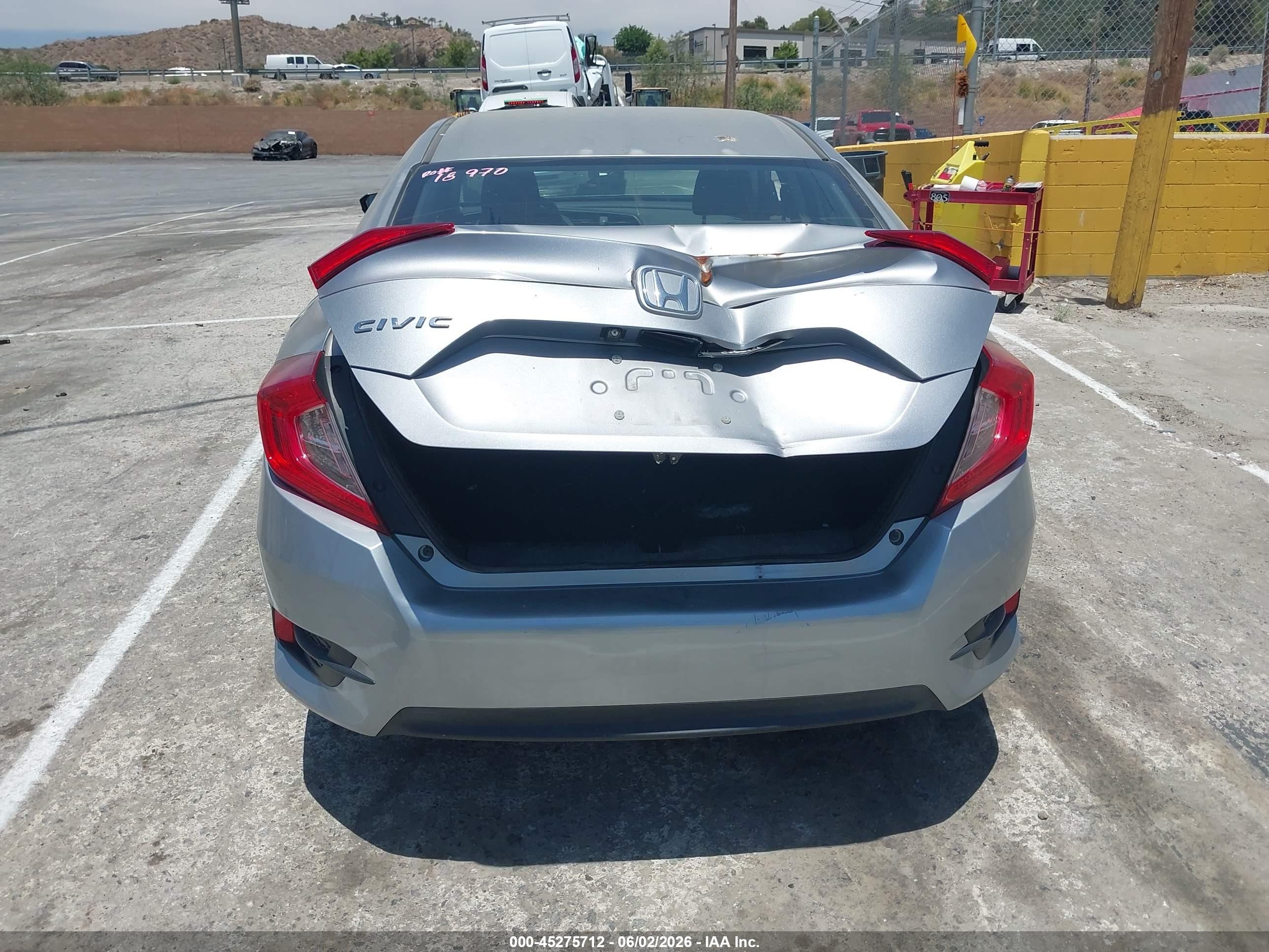 2016 Honda Civic Lx Silver vin: 2HGFC2F51GH555076