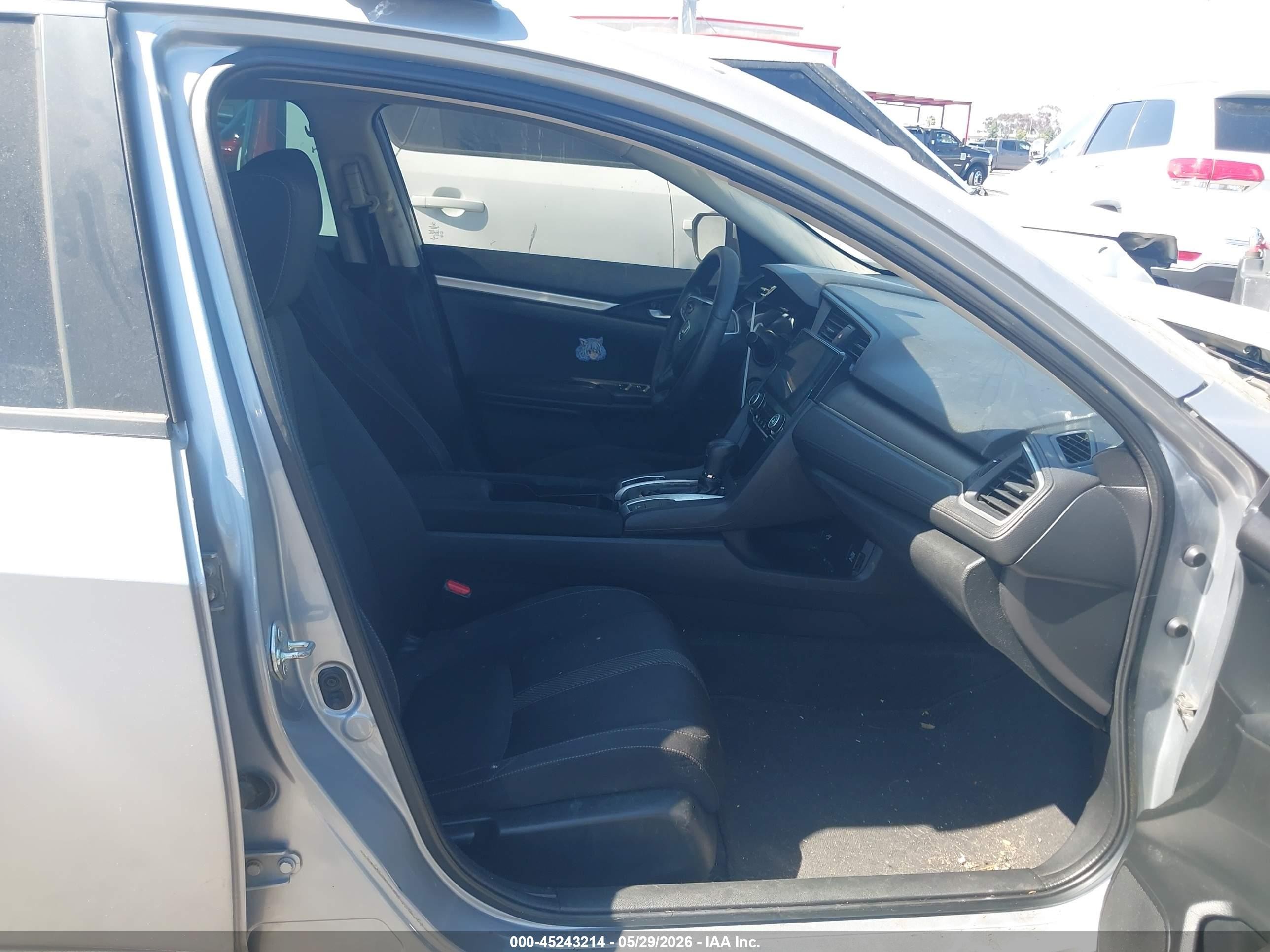 2017 Honda Civic Lx Silver vin: 2HGFC2F51HH506056