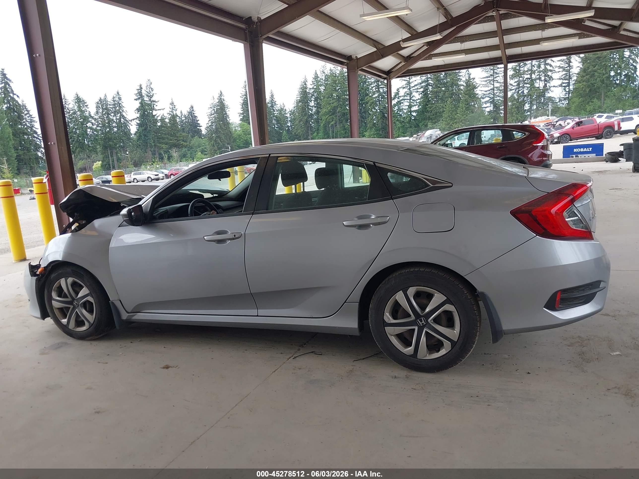 2017 Honda Civic Lx Silver vin: 2HGFC2F51HH570291