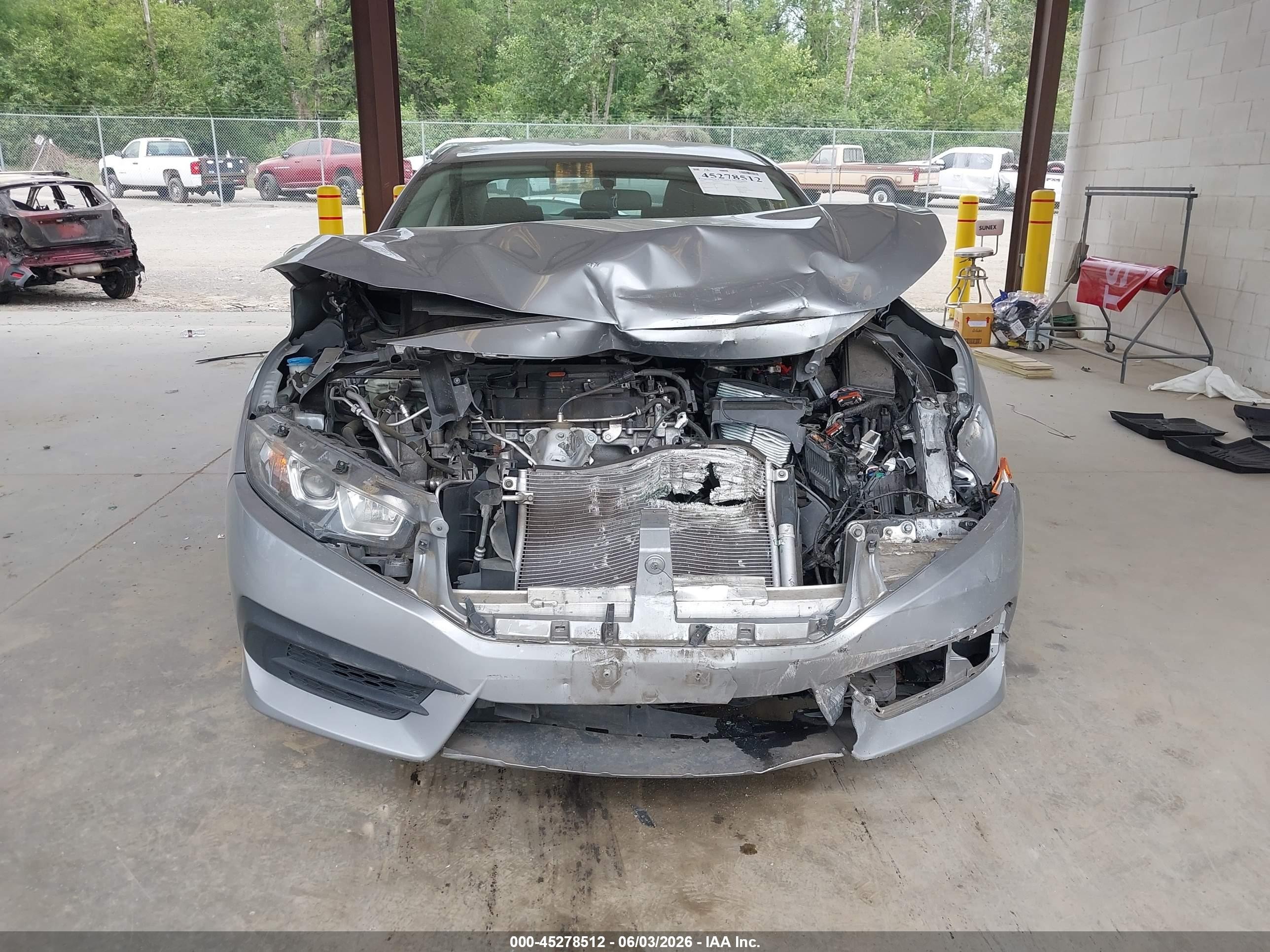 2017 Honda Civic Lx Silver vin: 2HGFC2F51HH570291