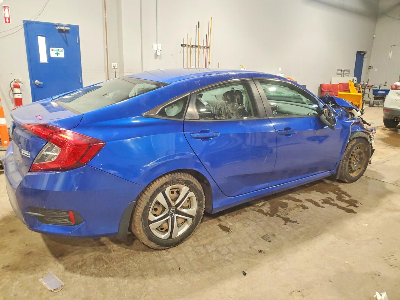 2018 Honda Civic Lx Синий vin: 2HGFC2F53JH012156