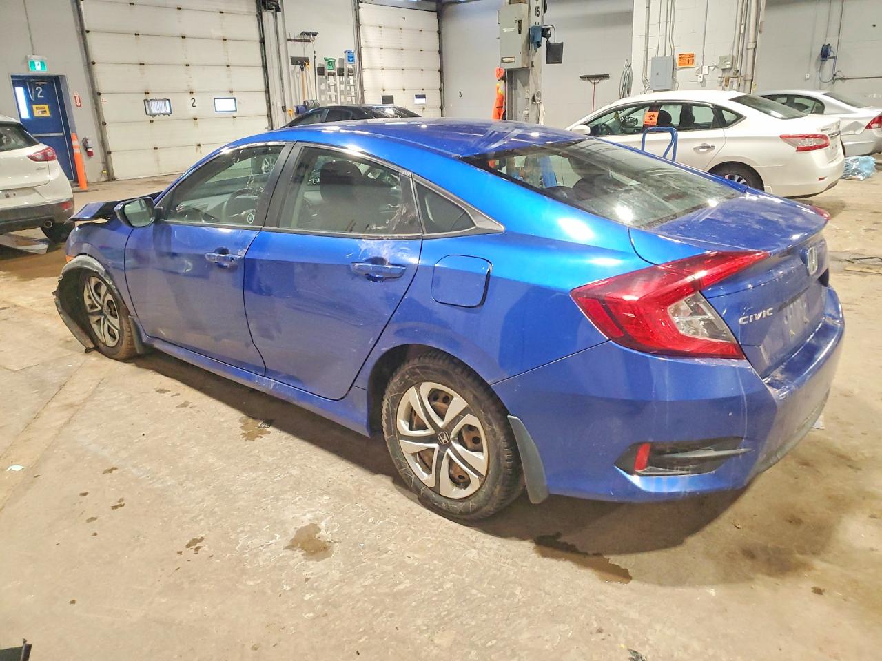 2018 Honda Civic Lx Синий vin: 2HGFC2F53JH012156