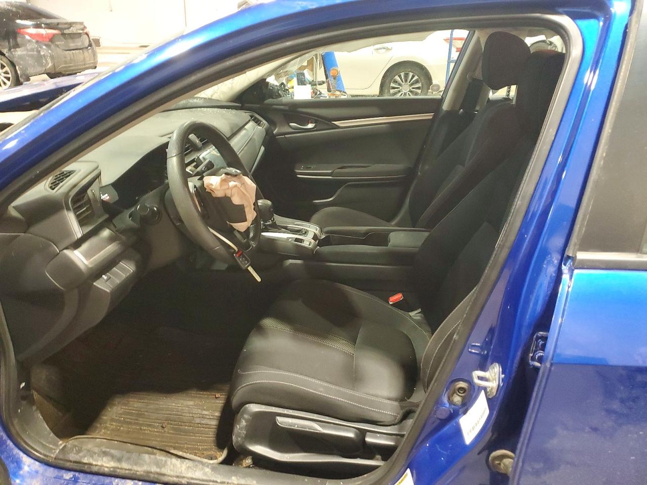 2018 Honda Civic Lx Синий vin: 2HGFC2F53JH012156