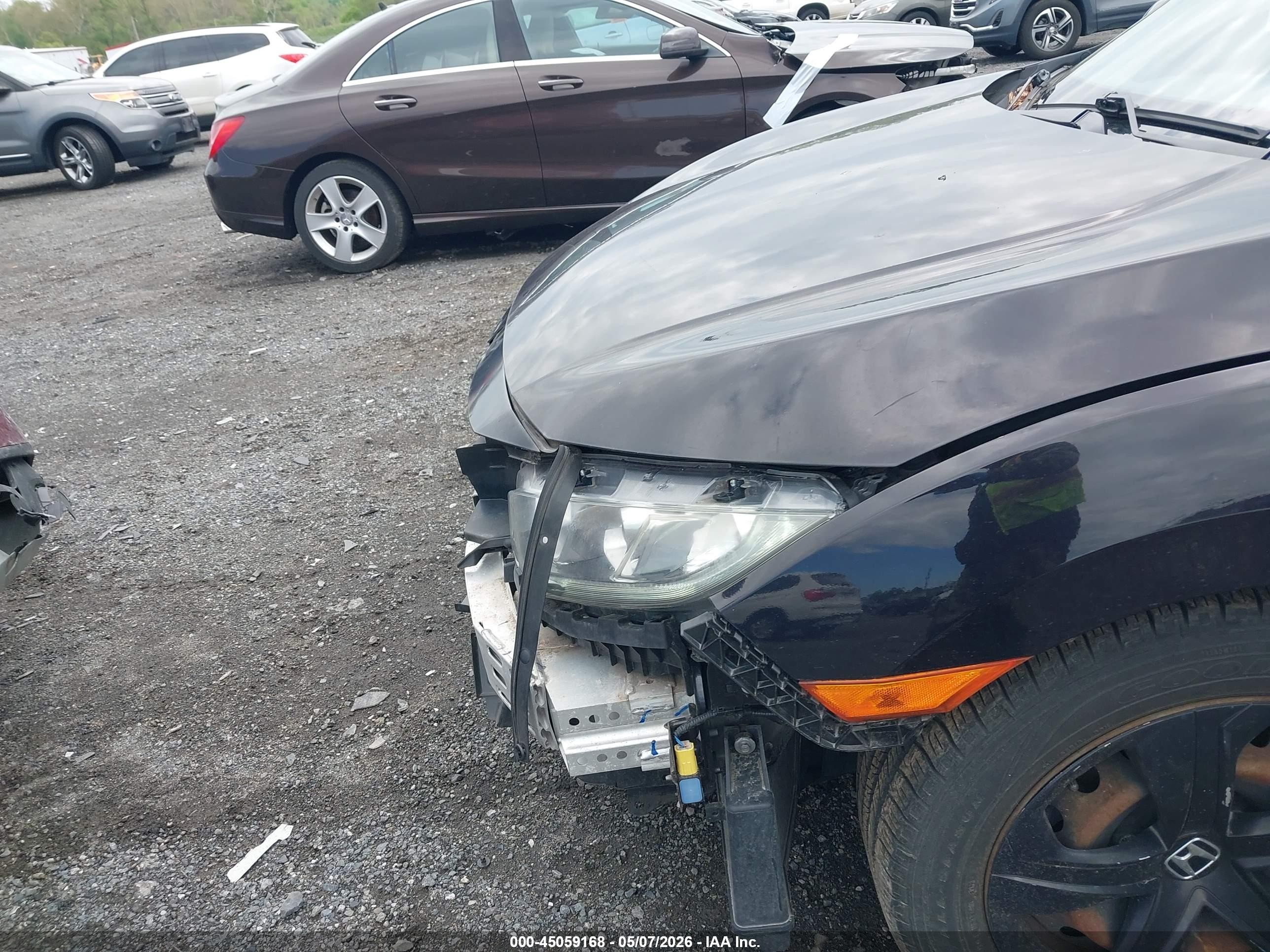 2018 Honda Civic Lx Black vin: 2HGFC2F53JH552932