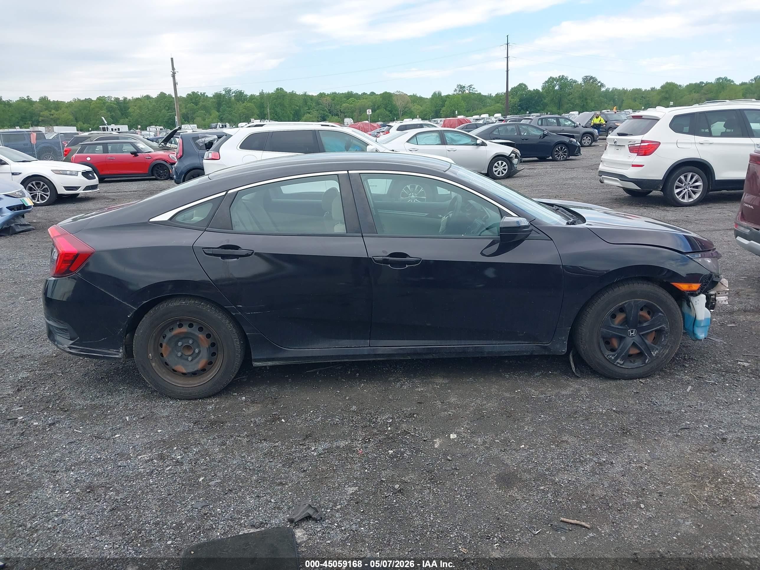 2018 Honda Civic Lx Black vin: 2HGFC2F53JH552932