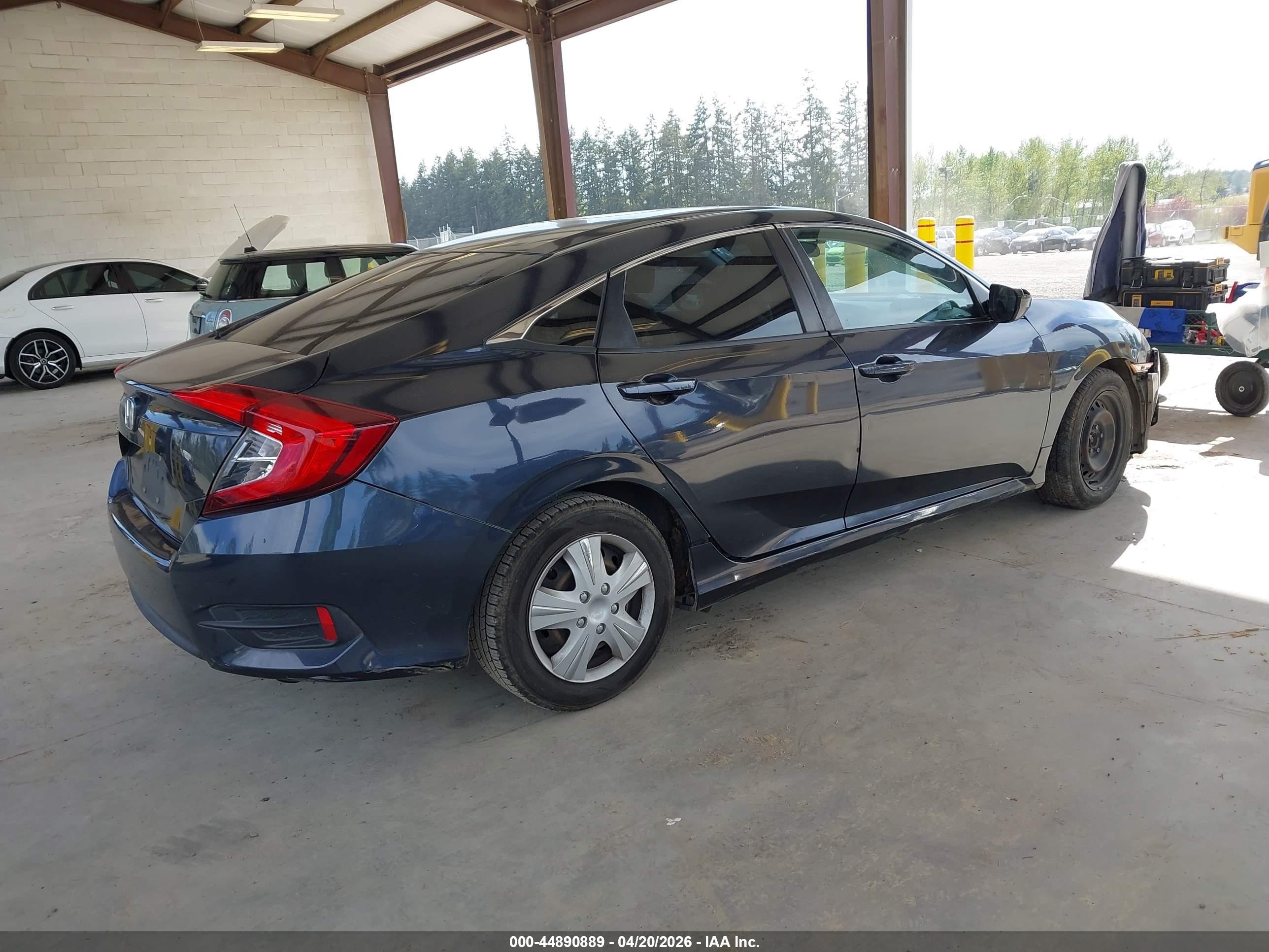 2018 Honda Civic Lx Серый vin: 2HGFC2F53JH595926