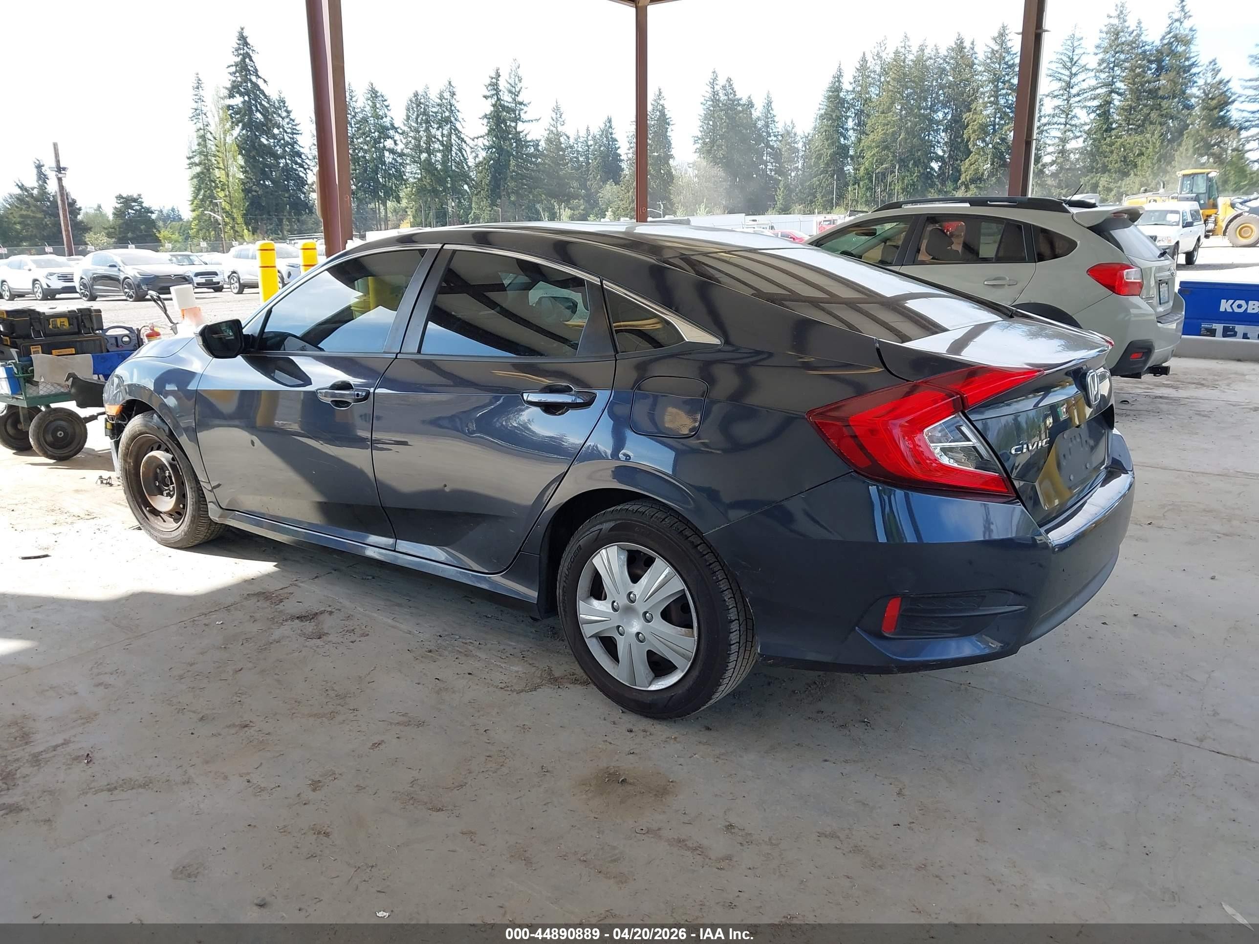 2018 Honda Civic Lx Серый vin: 2HGFC2F53JH595926