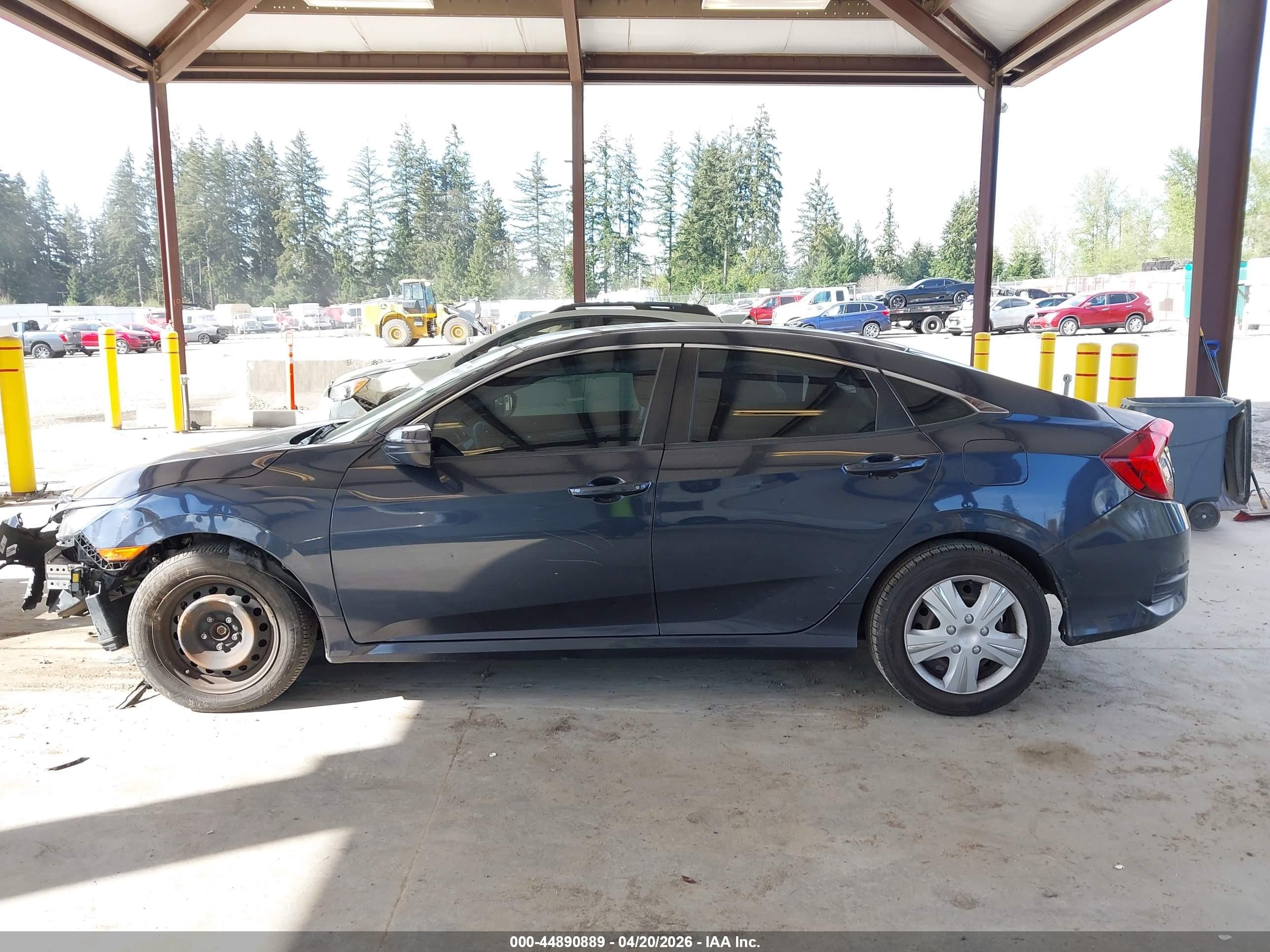 2018 Honda Civic Lx Серый vin: 2HGFC2F53JH595926