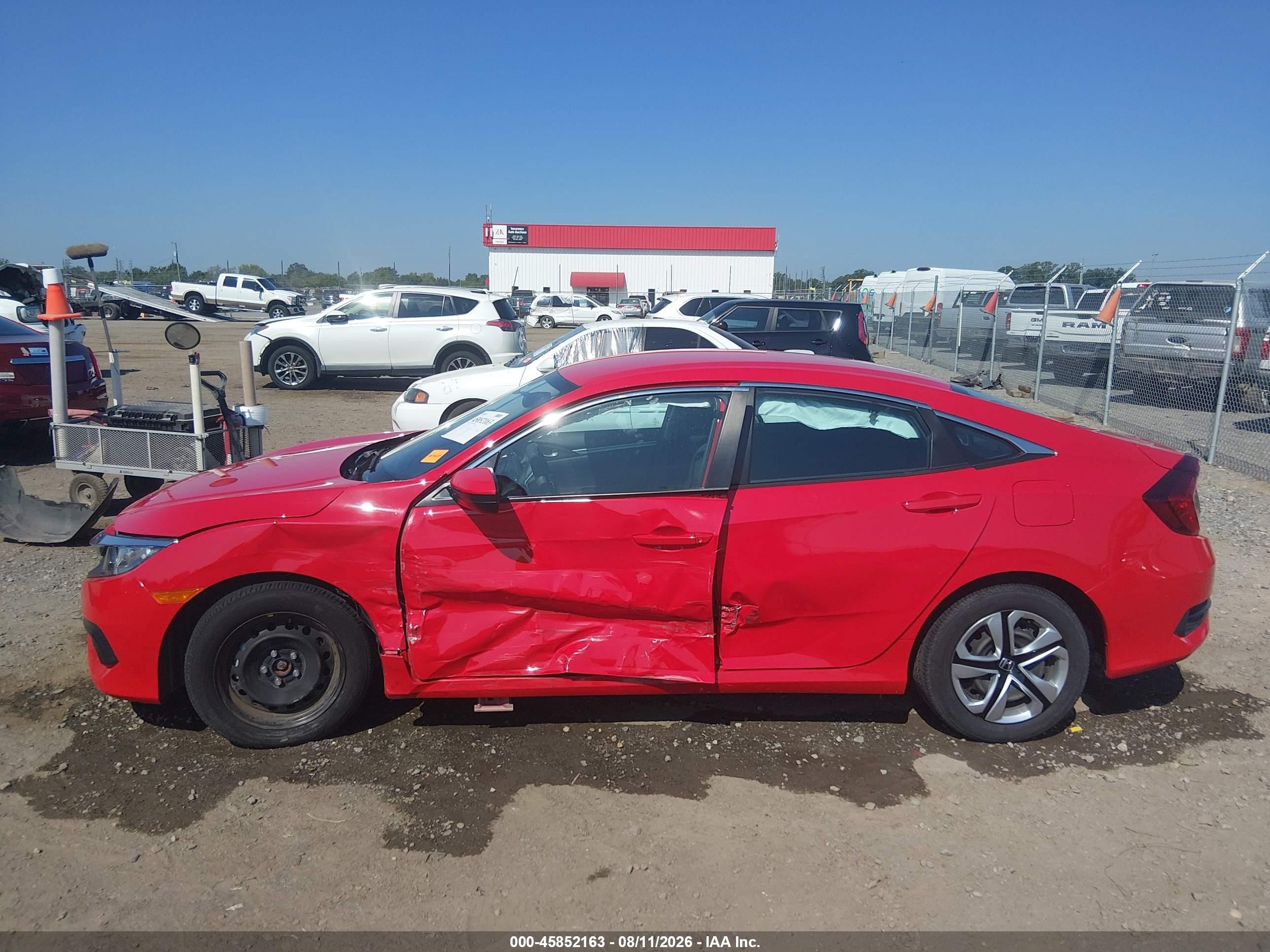 2016 Honda Civic Lx Red vin: 2HGFC2F55GH576285
