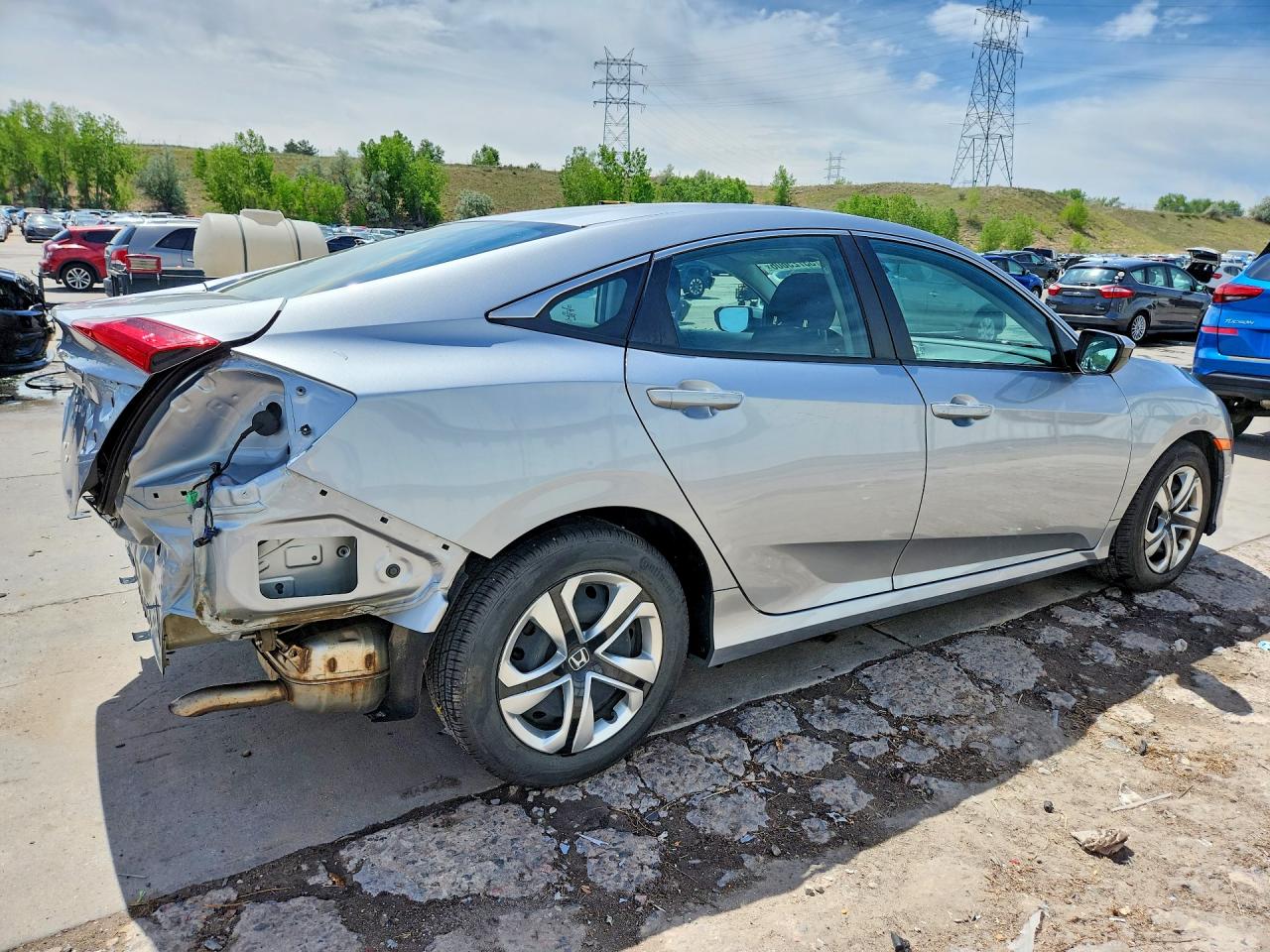 2018 Honda Civic Lx Silver vin: 2HGFC2F55JH601175