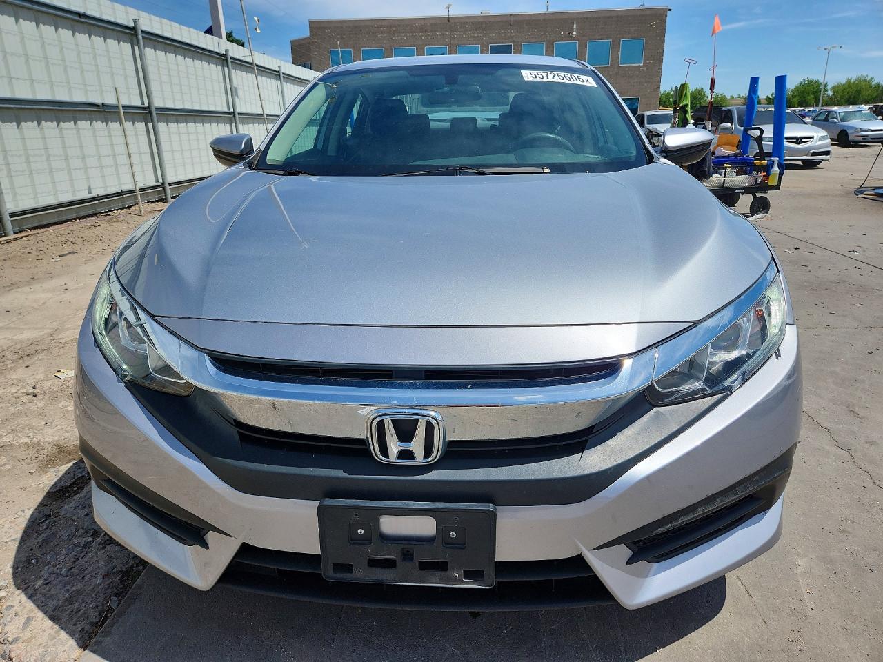 2018 Honda Civic Lx Silver vin: 2HGFC2F55JH601175