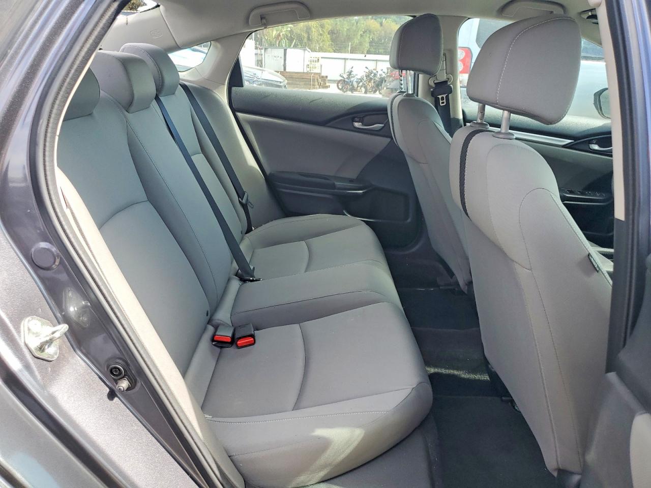 2018 Honda Civic Lx Gray vin: 2HGFC2F55JH602665