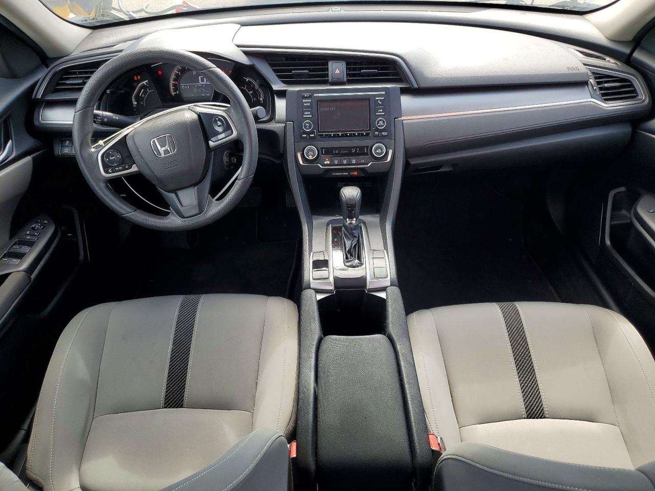 2018 Honda Civic Lx Gray vin: 2HGFC2F55JH602665