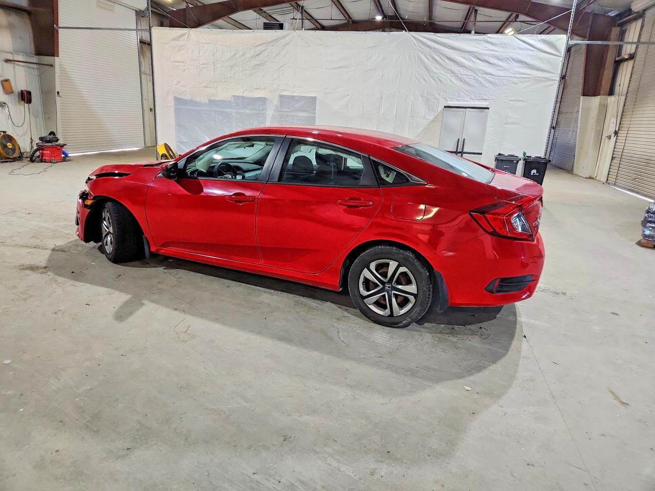 2016 Honda Civic Lx Red vin: 2HGFC2F57GH570522