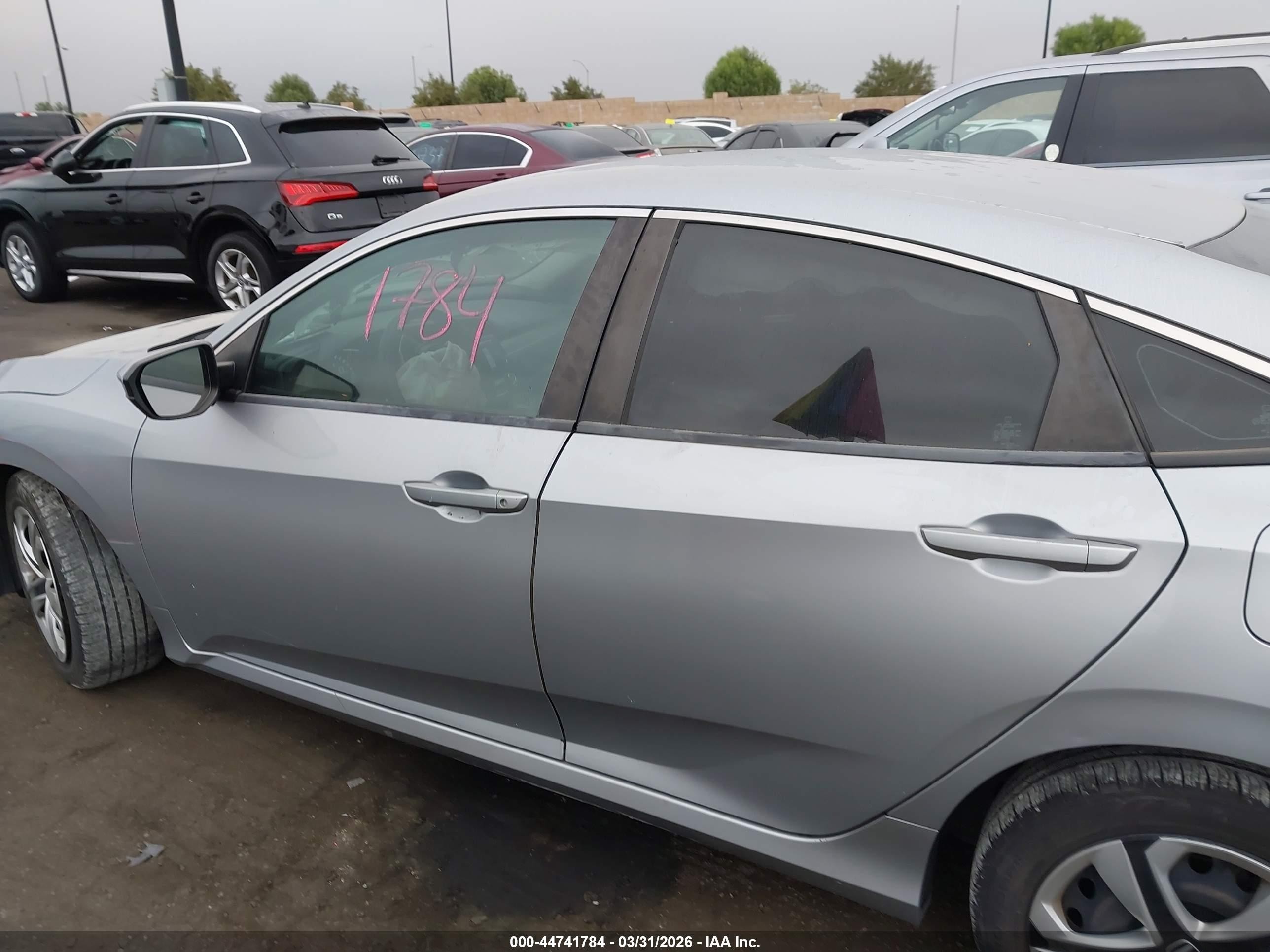 2017 Honda Civic Lx Silver vin: 2HGFC2F57HH562485