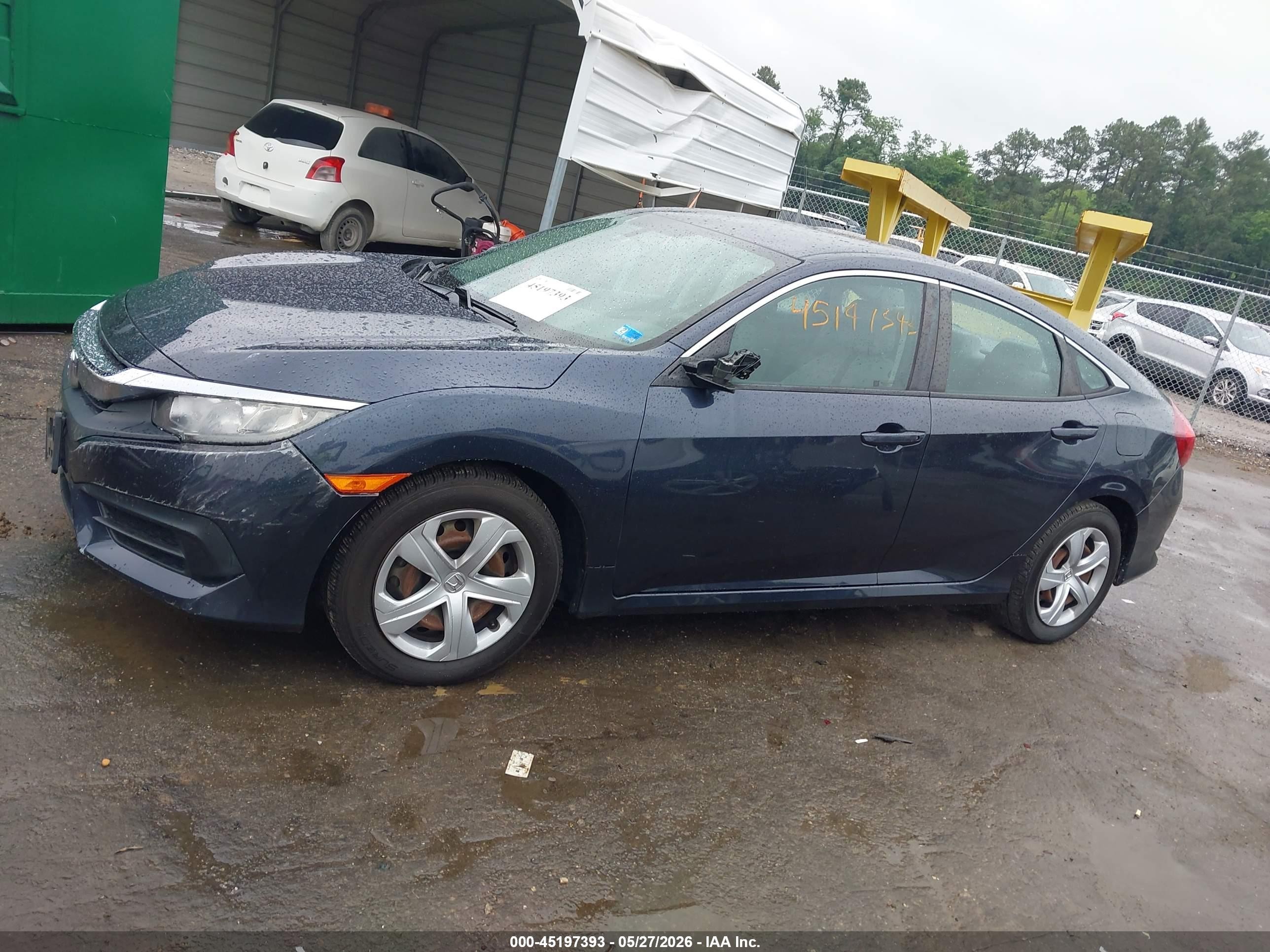 2018 Honda Civic Lx Blue vin: 2HGFC2F57JH511400