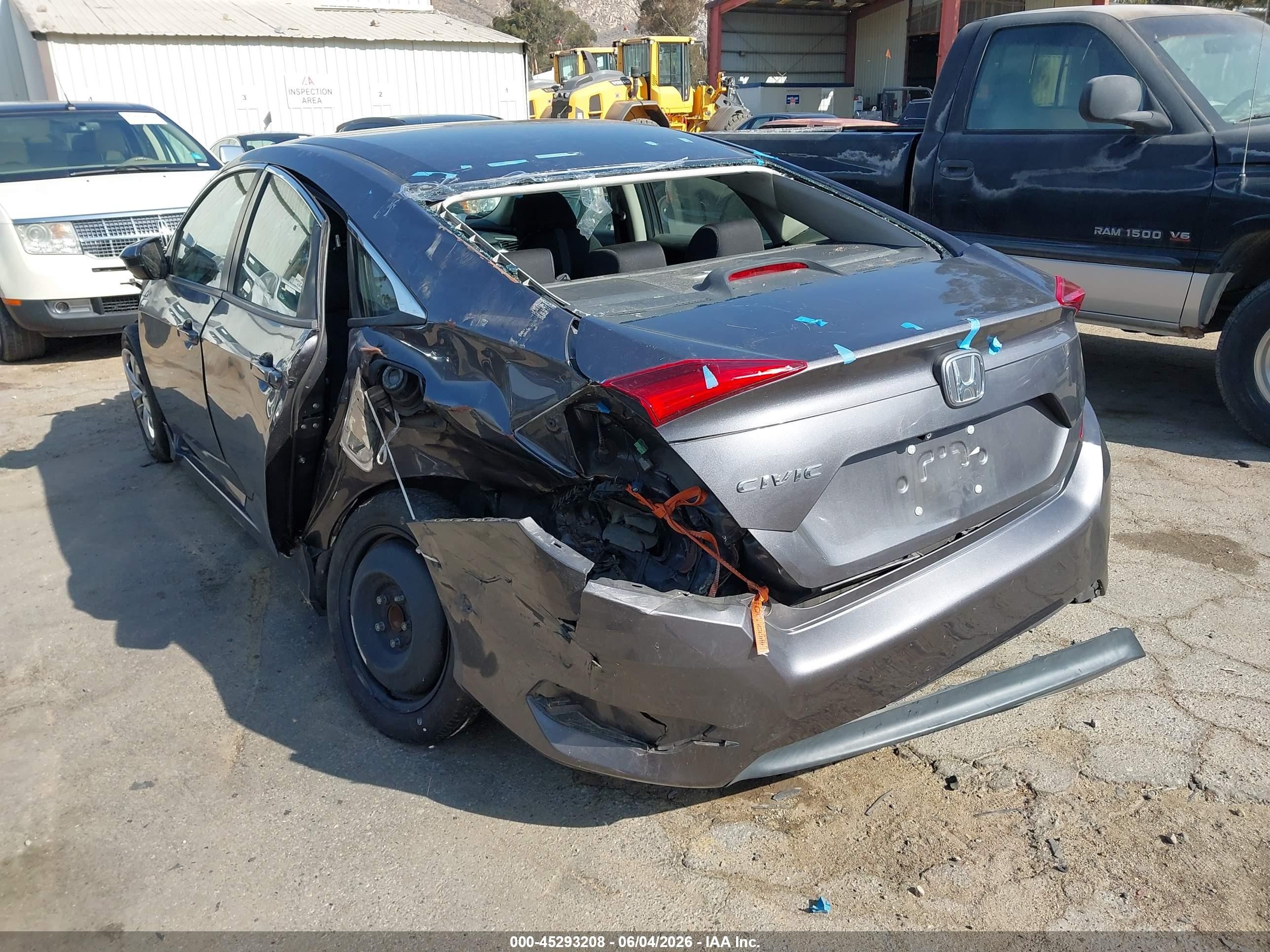 2018 Honda Civic Lx Gray vin: 2HGFC2F57JH519030