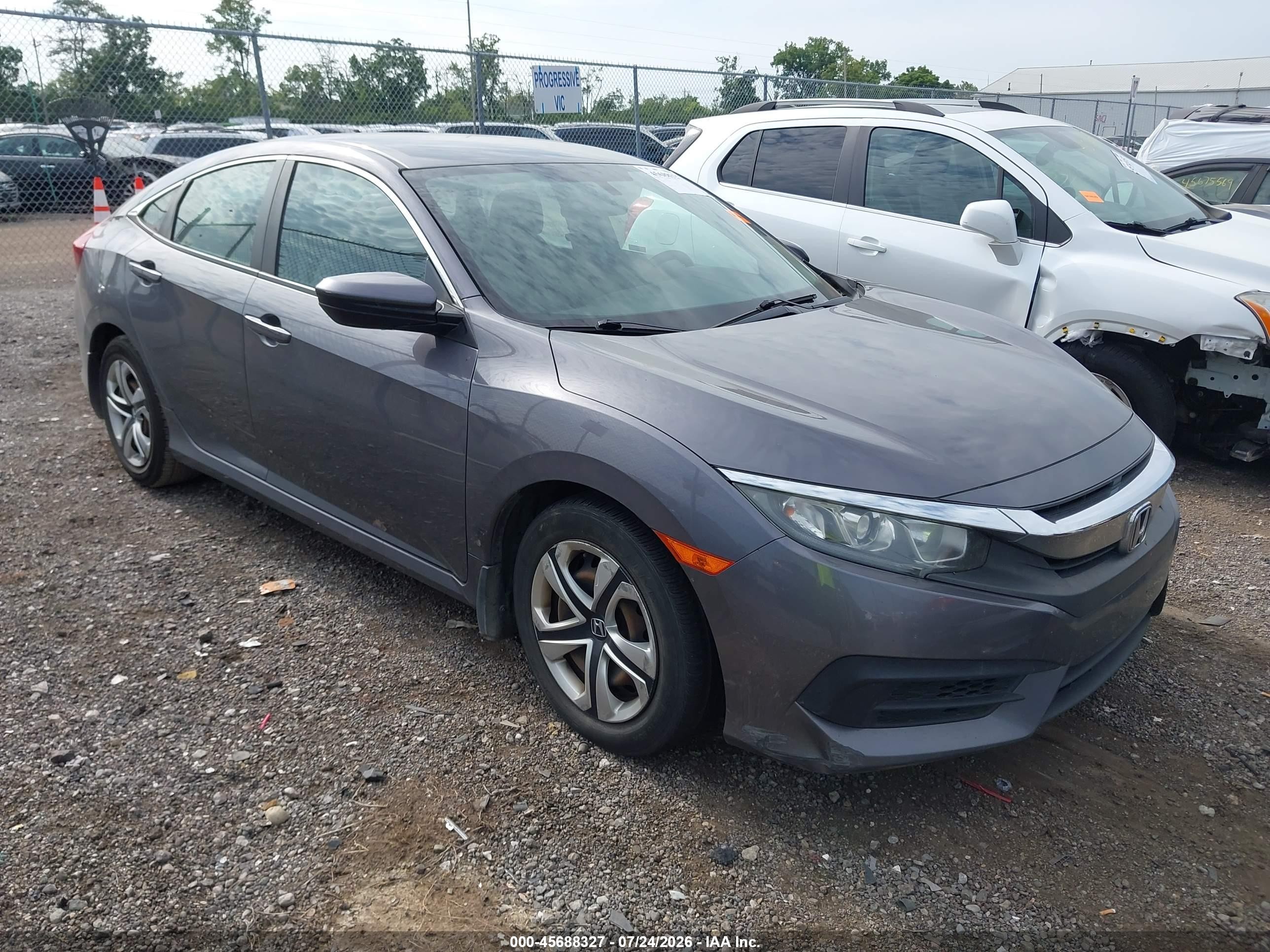 2018 Honda Civic Lx Gray vin: 2HGFC2F57JH574075