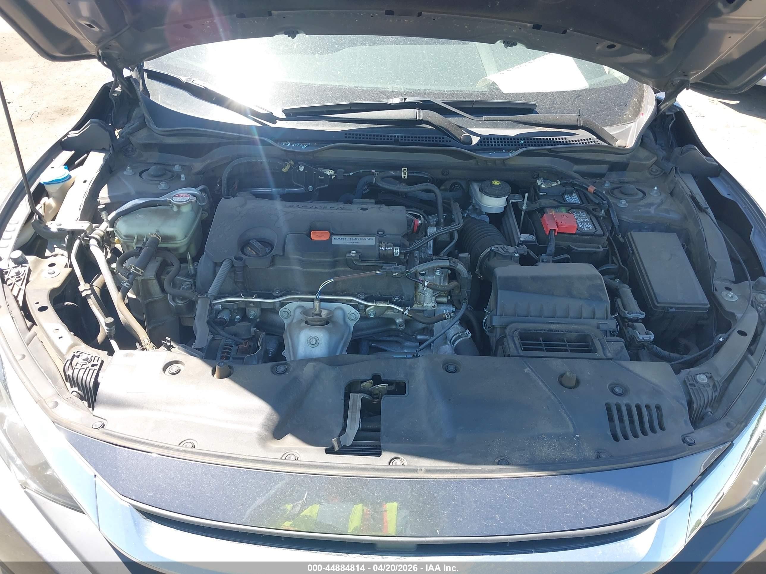 2018 Honda Civic Lx Gray vin: 2HGFC2F58JH580354