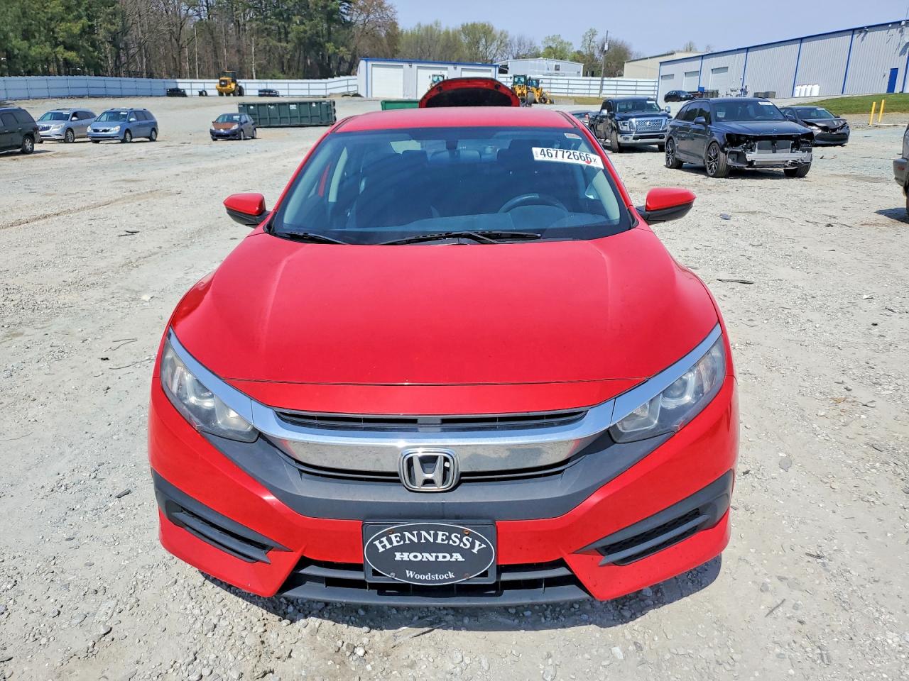 2018 Honda Civic Lx Red vin: 2HGFC2F58JH591452