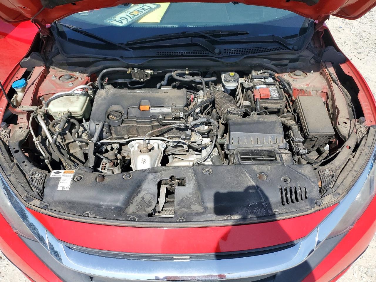 2018 Honda Civic Lx Red vin: 2HGFC2F58JH591452