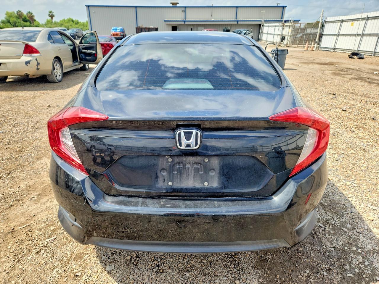 2018 Honda Civic Lx Black vin: 2HGFC2F58JH598658
