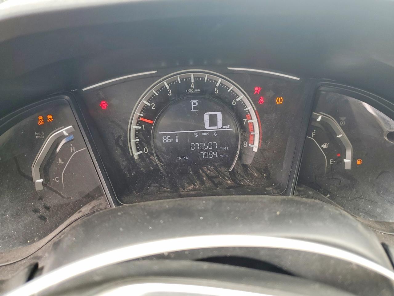 2018 Honda Civic Lx White vin: 2HGFC2F58JH603227