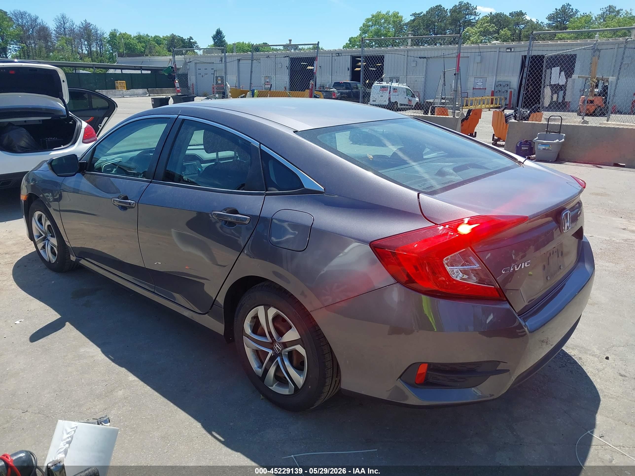 2018 Honda Civic Lx Gray vin: 2HGFC2F59JH501788