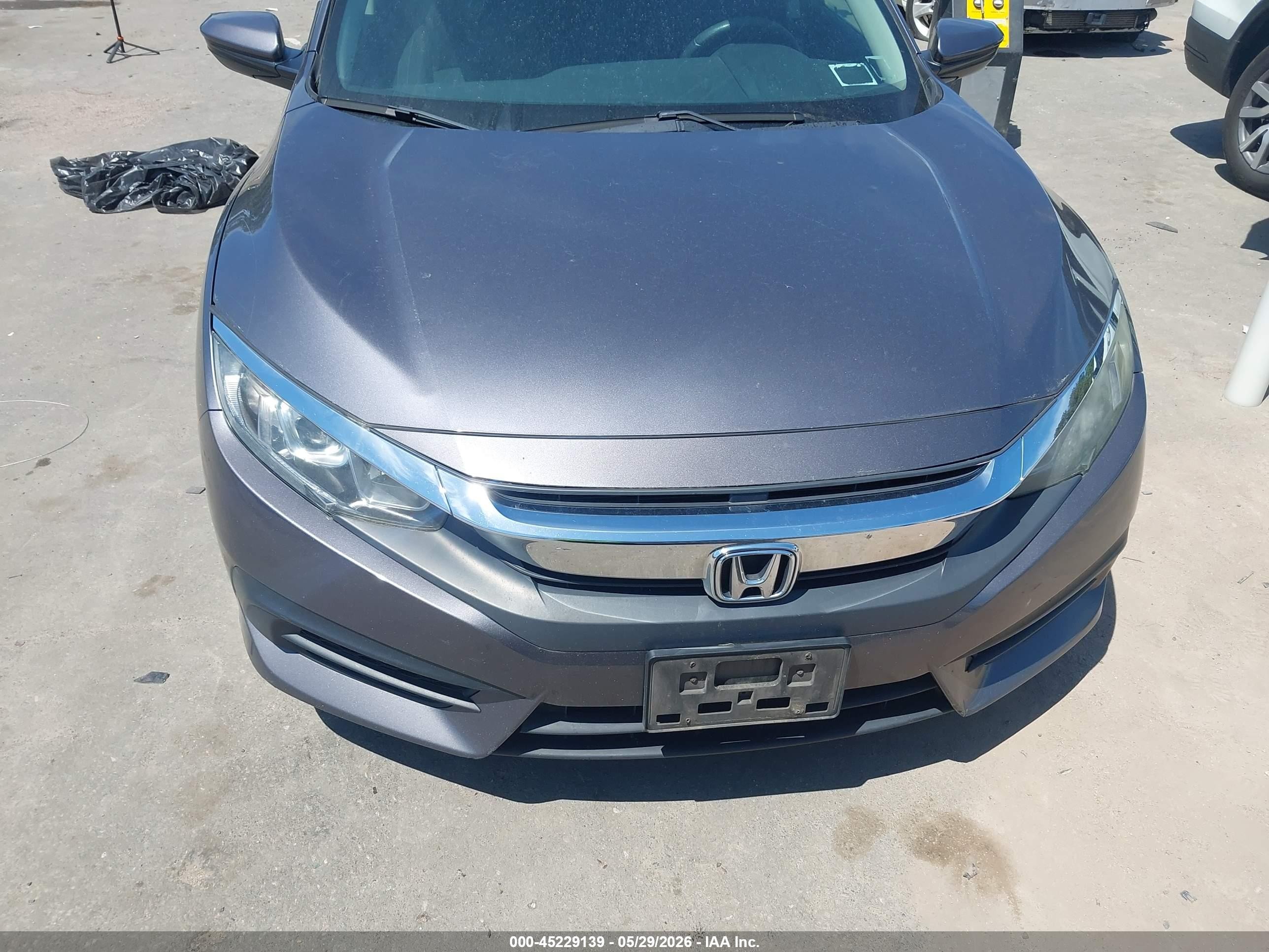 2018 Honda Civic Lx Gray vin: 2HGFC2F59JH501788