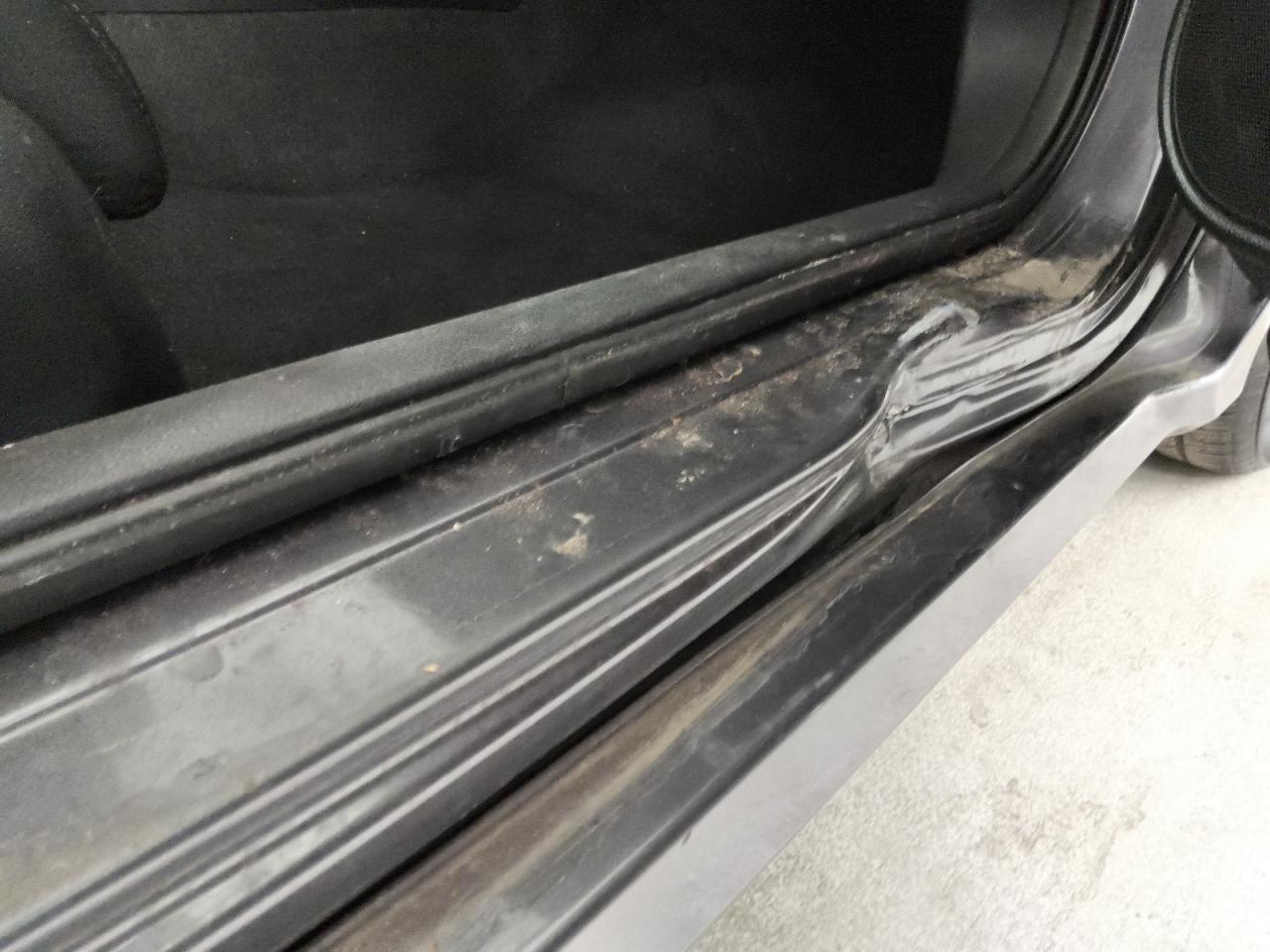 2018 Honda Civic Lx Gray vin: 2HGFC2F59JH587622 Damage: Right Rocker Panel, Dent(S) W/ Paint Dmg, 6 To 7 Inches