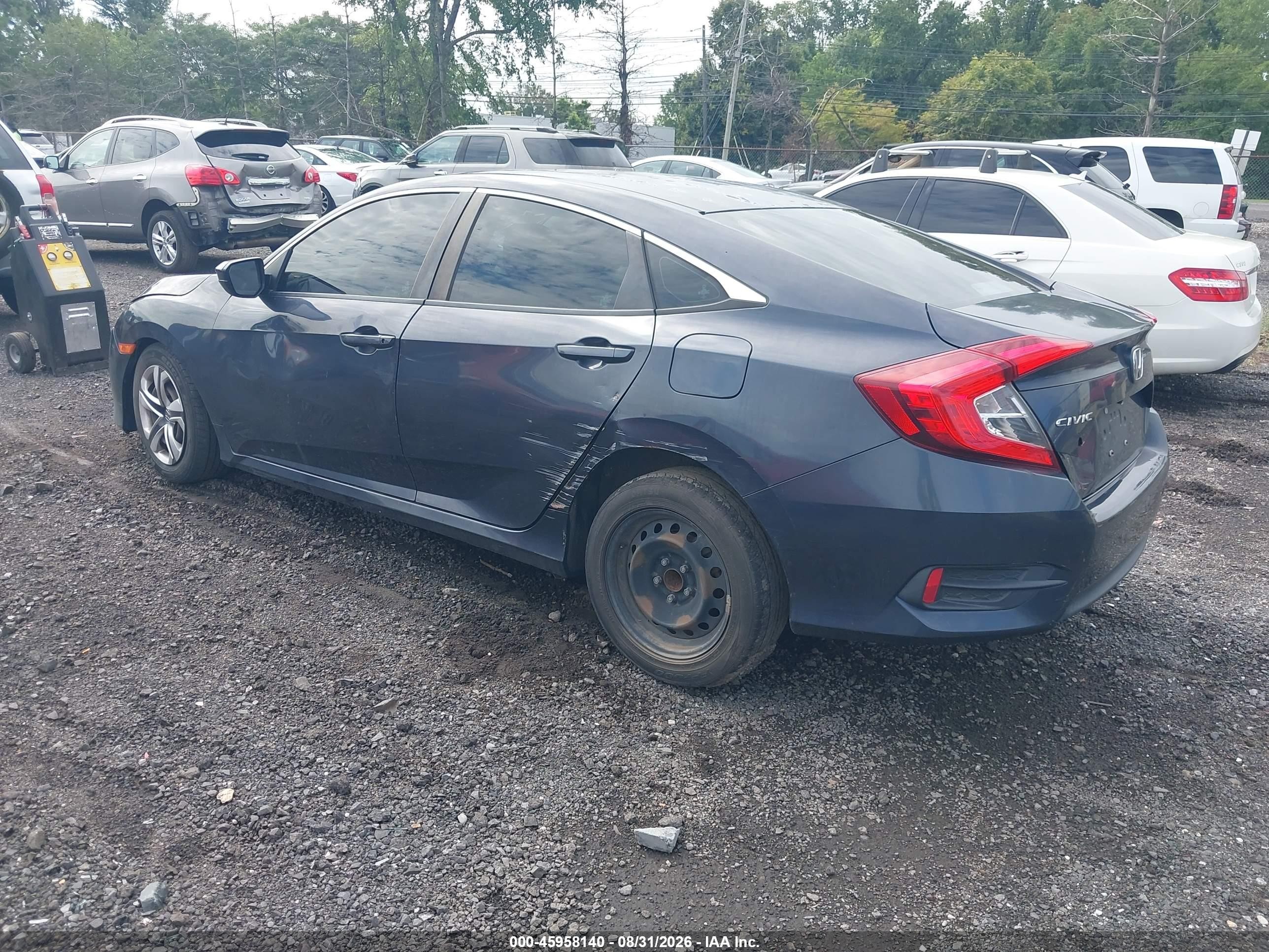 2018 Honda Civic Lx Blue vin: 2HGFC2F5XJH539062