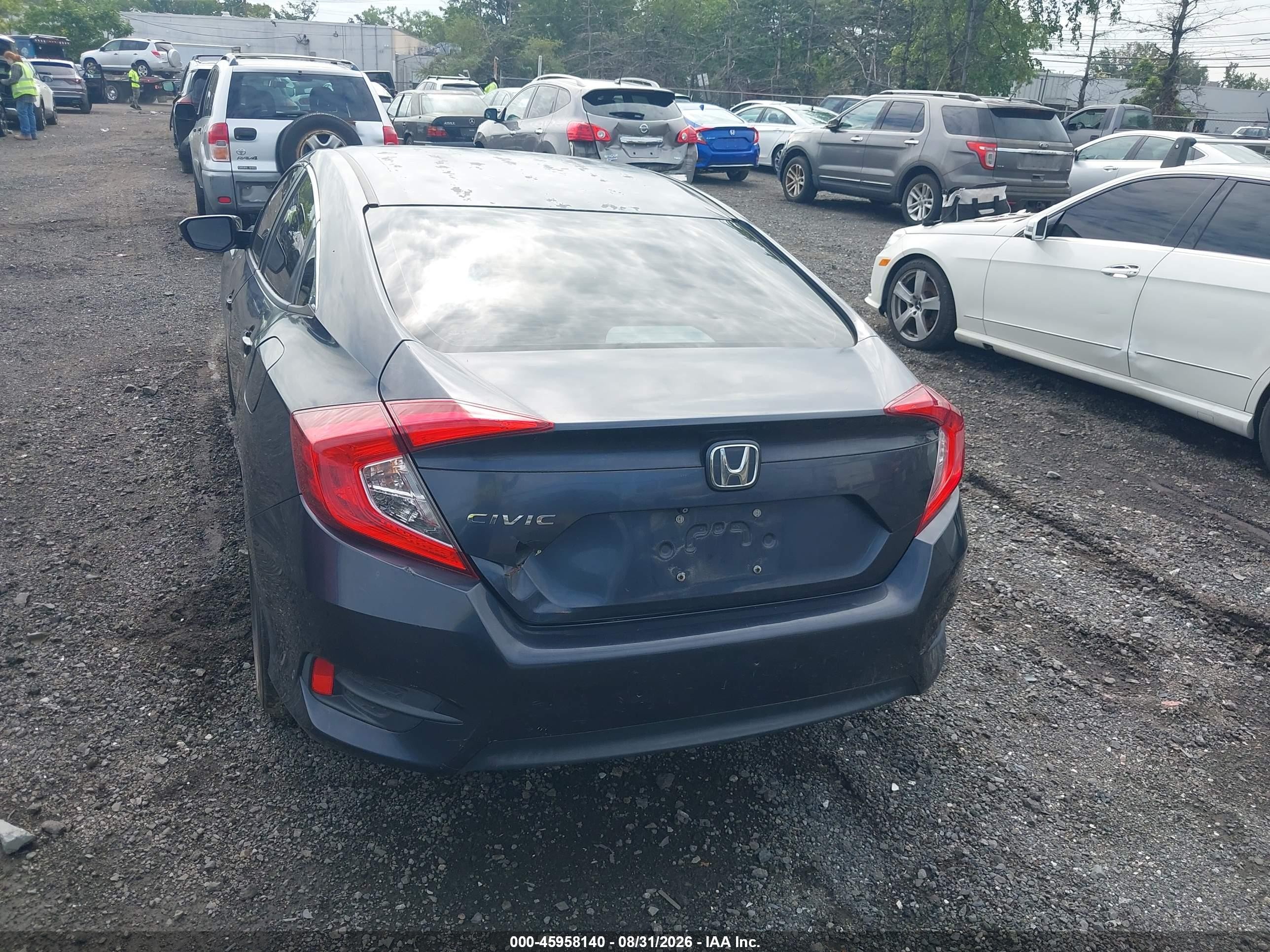 2018 Honda Civic Lx Blue vin: 2HGFC2F5XJH539062