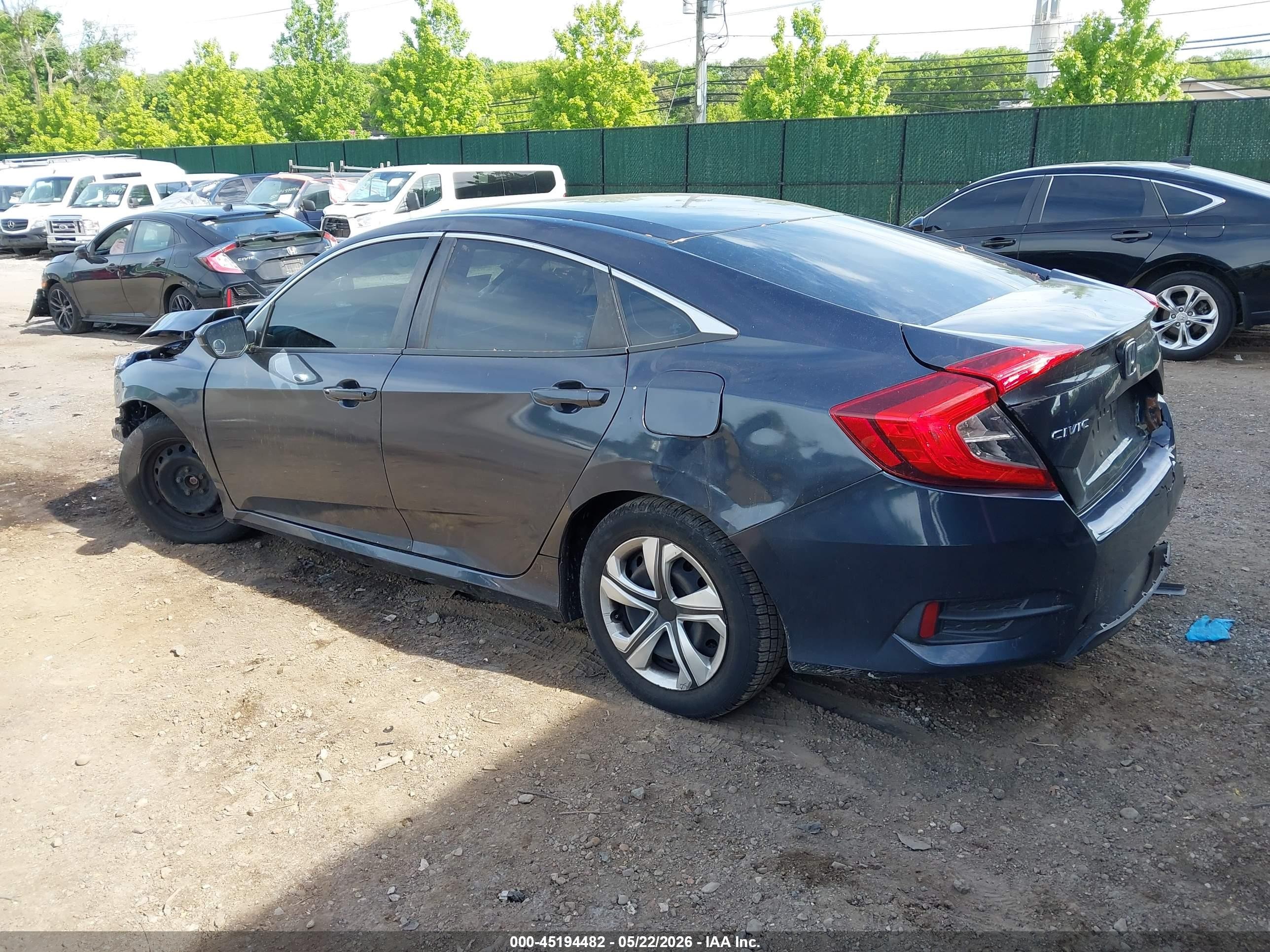 2018 Honda Civic Lx Blue vin: 2HGFC2F5XJH565371