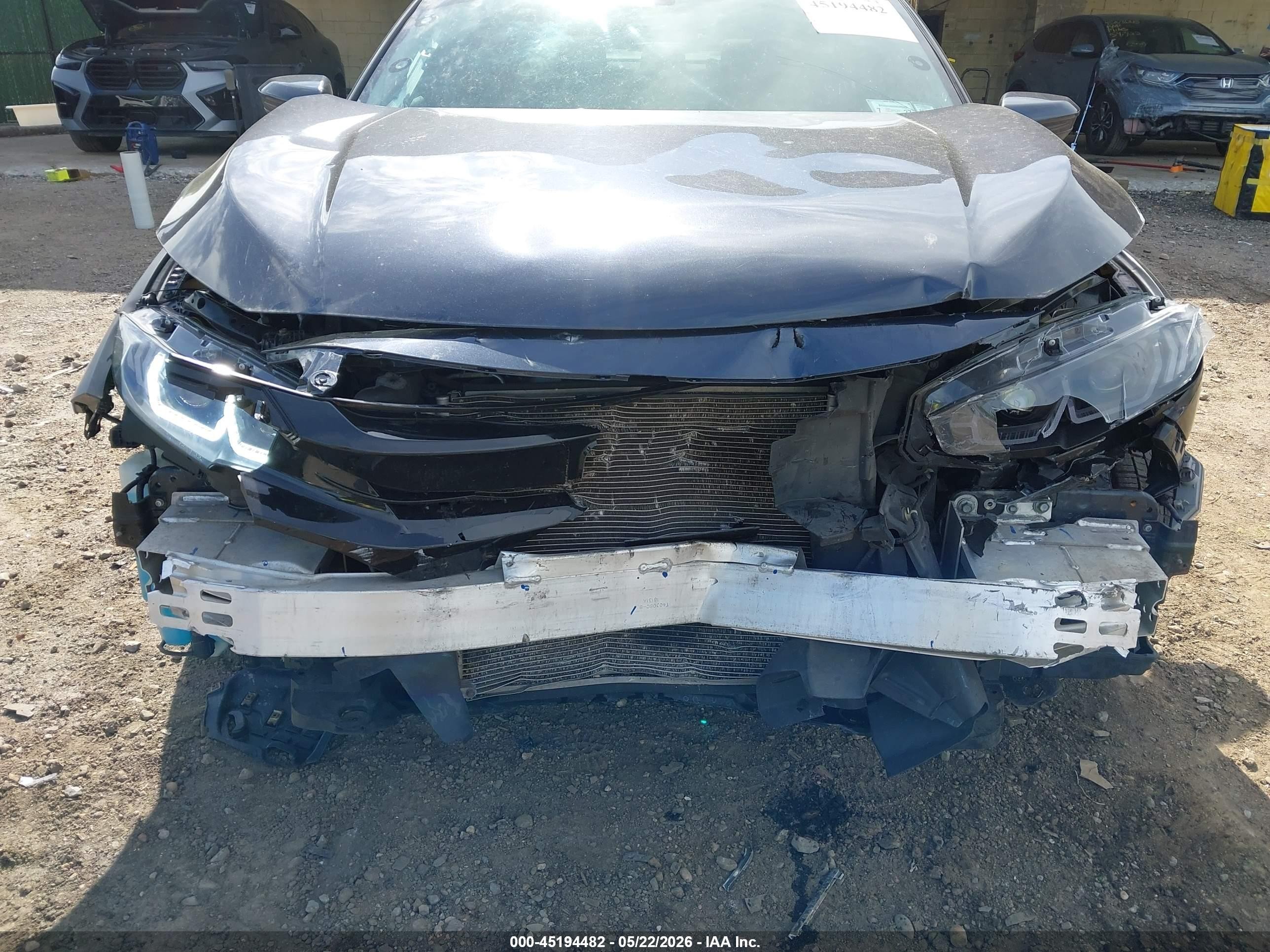 2018 Honda Civic Lx Blue vin: 2HGFC2F5XJH565371