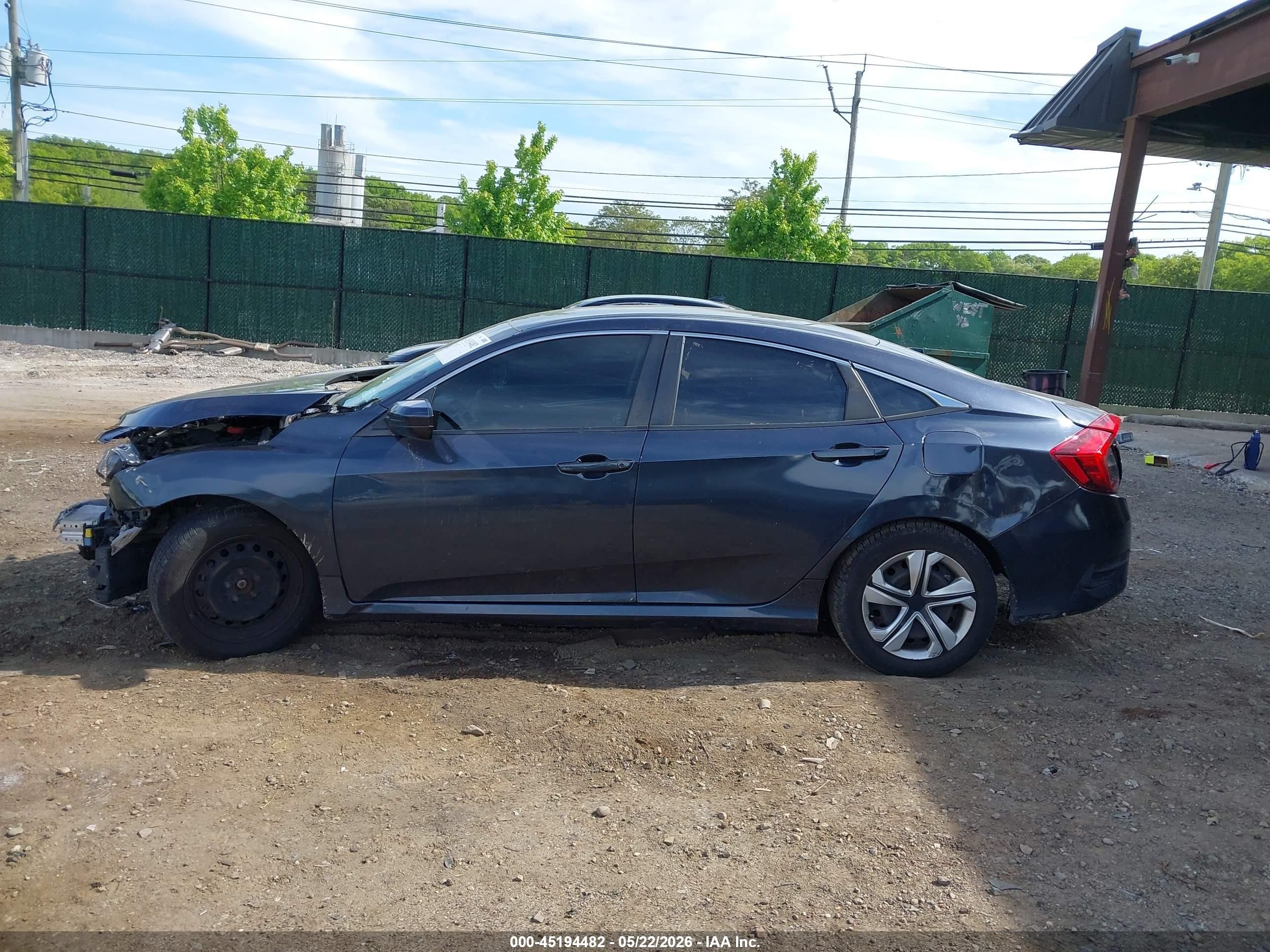 2018 Honda Civic Lx Blue vin: 2HGFC2F5XJH565371