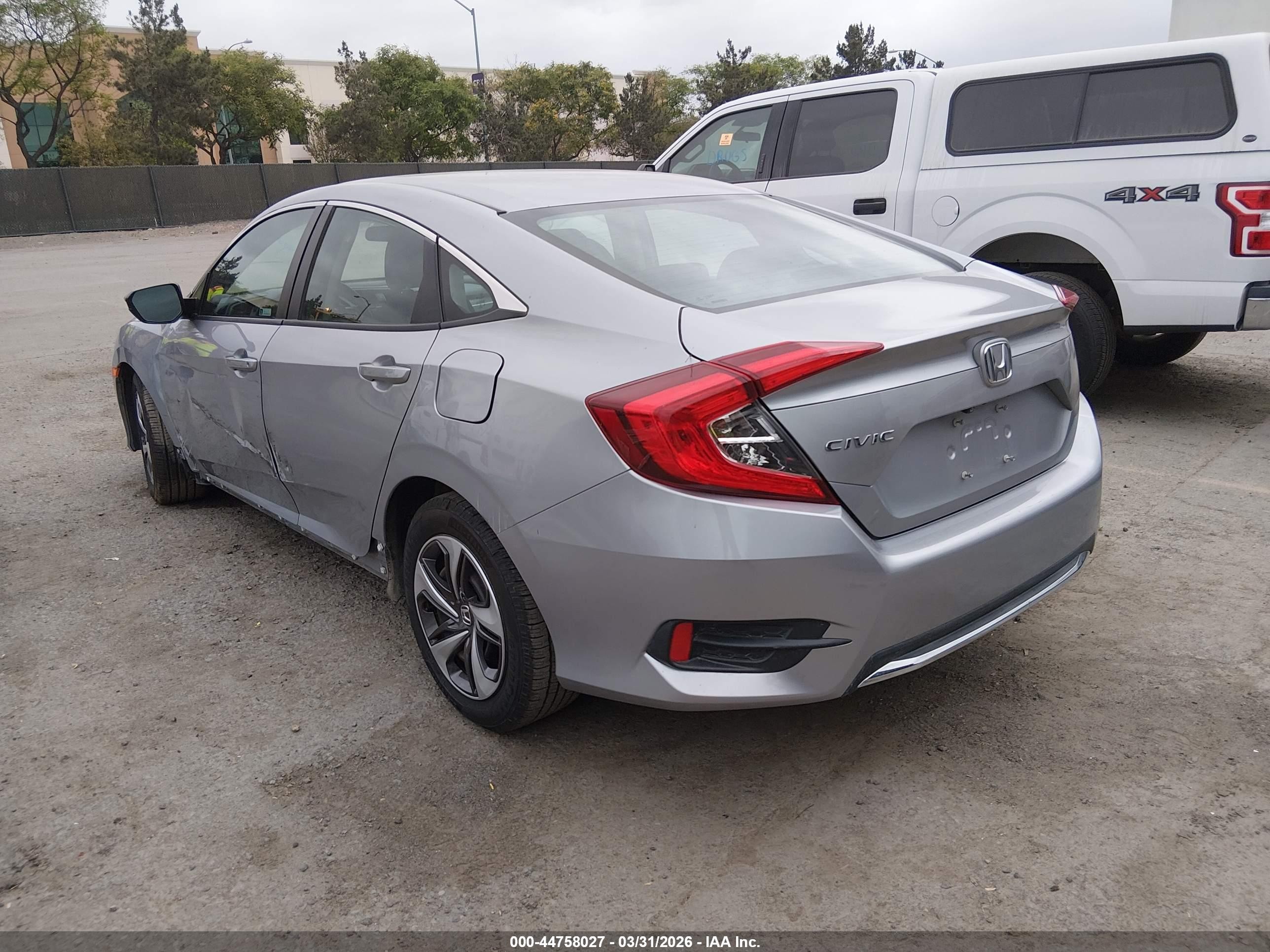 2019 Honda Civic Lx Silver vin: 2HGFC2F60KH529120