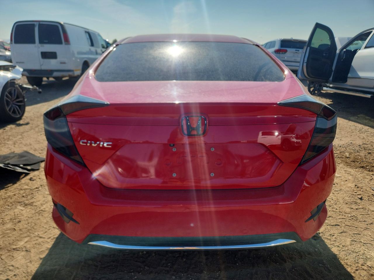2019 Honda Civic Lx Red vin: 2HGFC2F61KH537047
