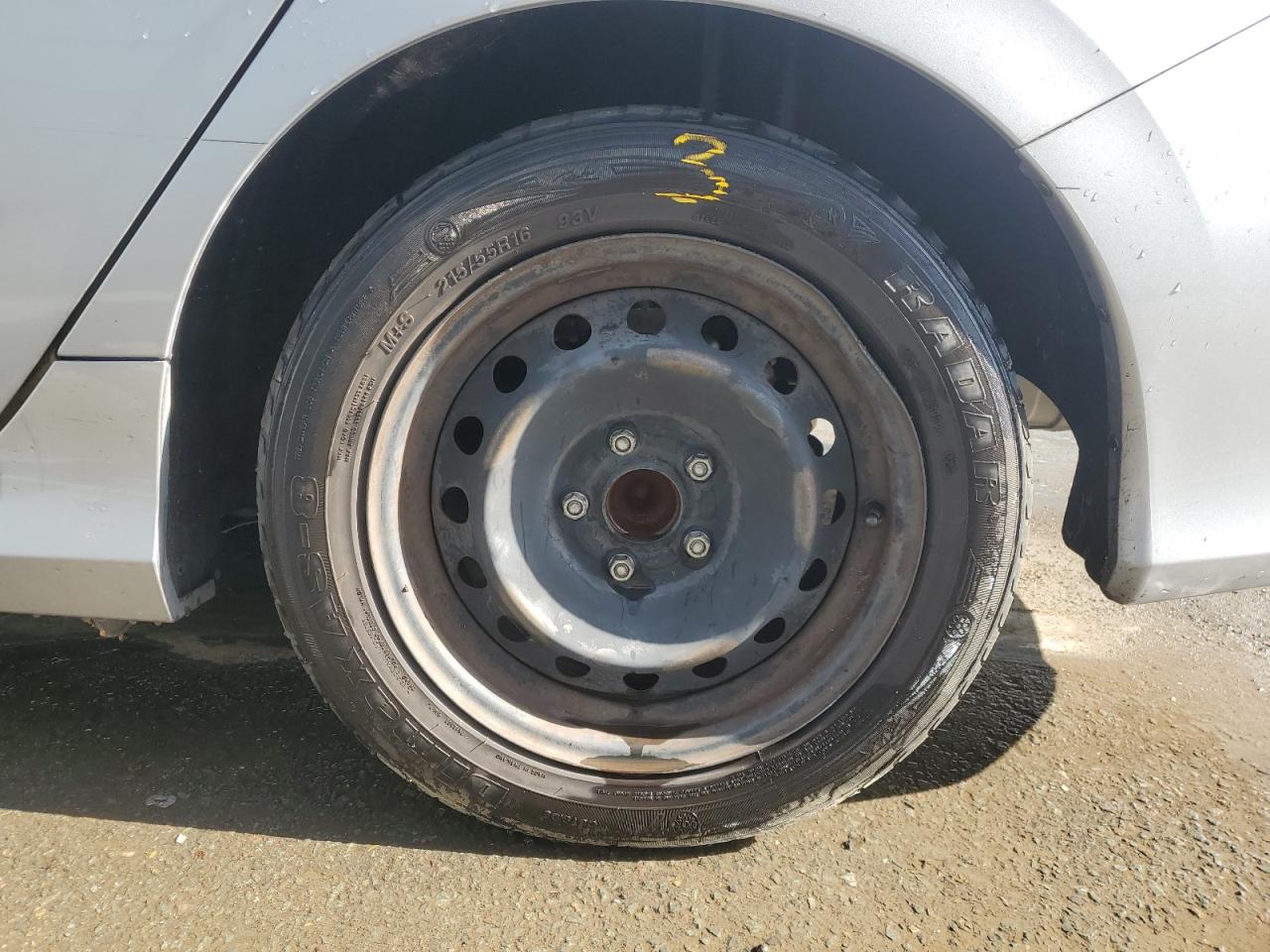 2019 Honda Civic Lx Silver vin: 2HGFC2F61KH540367 Damage: Left Rear Tire, Worn, Replacement Required