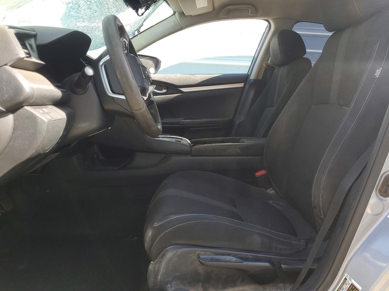 2019 Honda Civic Lx Silver vin: 2HGFC2F61KH540367